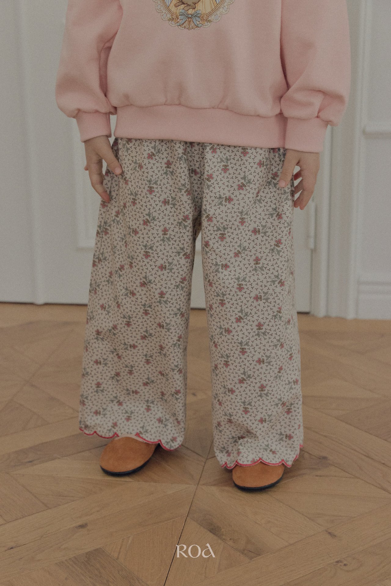 Roa Scallop Pants