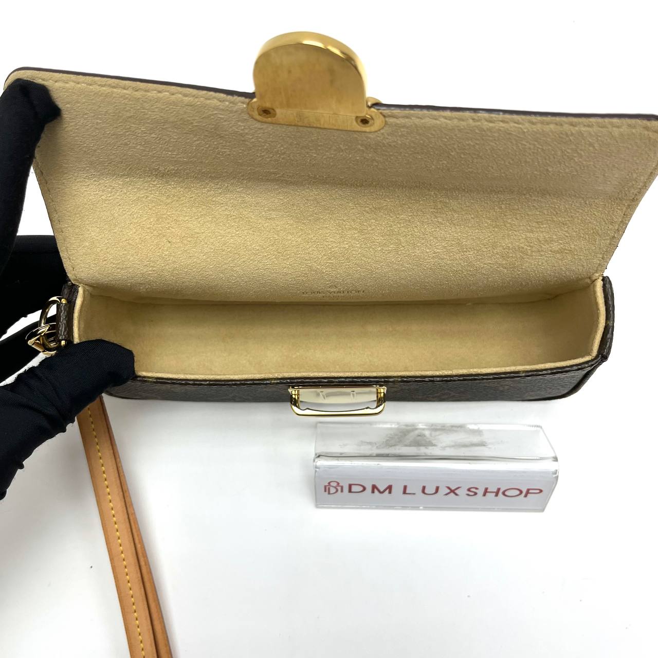 LV Monogram Pochette Lagoon Glasses Case