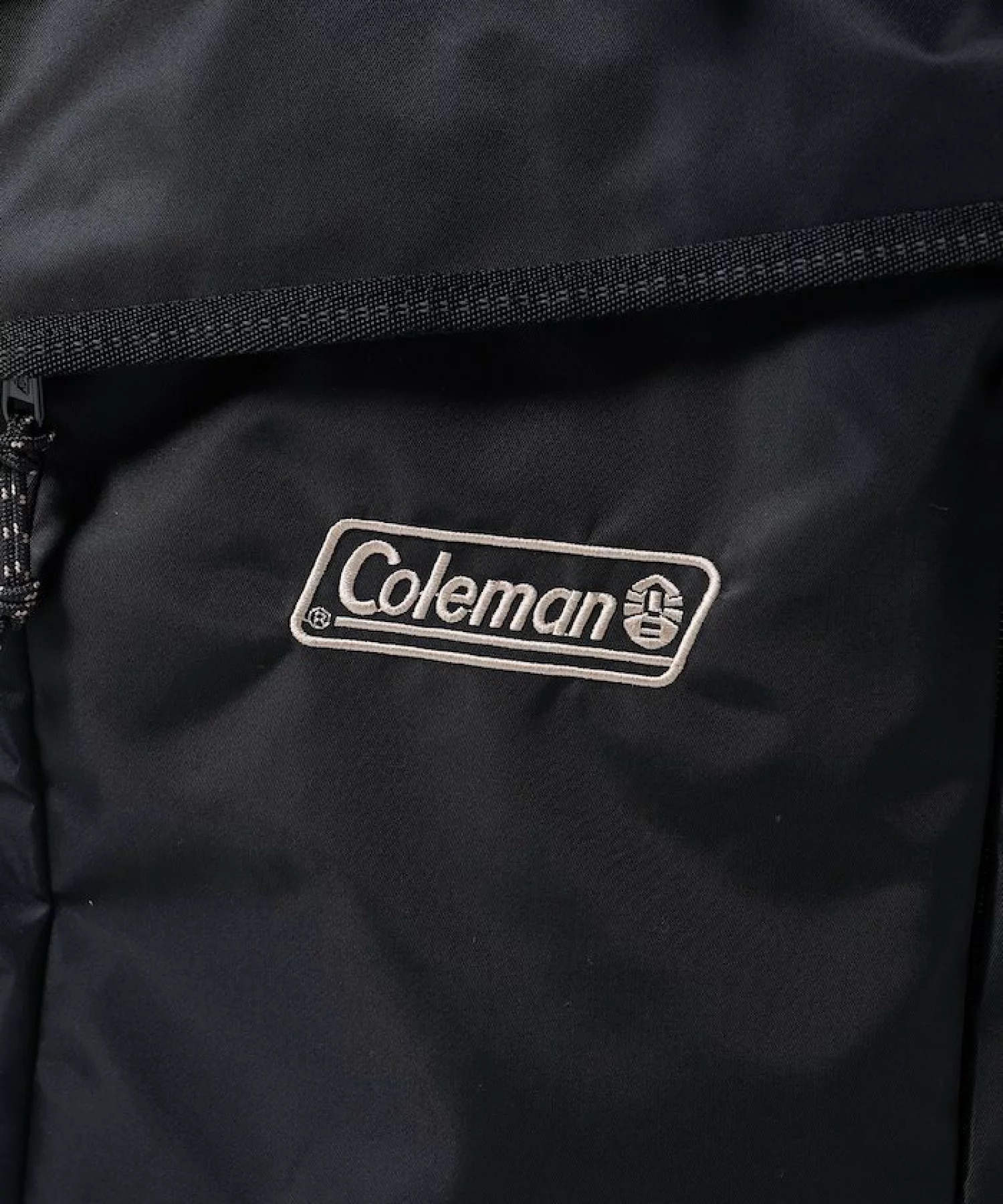 日本代購【 2026新商品 日本直送 FREAK'S STORE x Coleman 別注版 Walker 輕量尼龍 25L 背囊  |  FREAK'S STORE  Exclusive Walker 25L Backpack - Lightweight Nylon 】