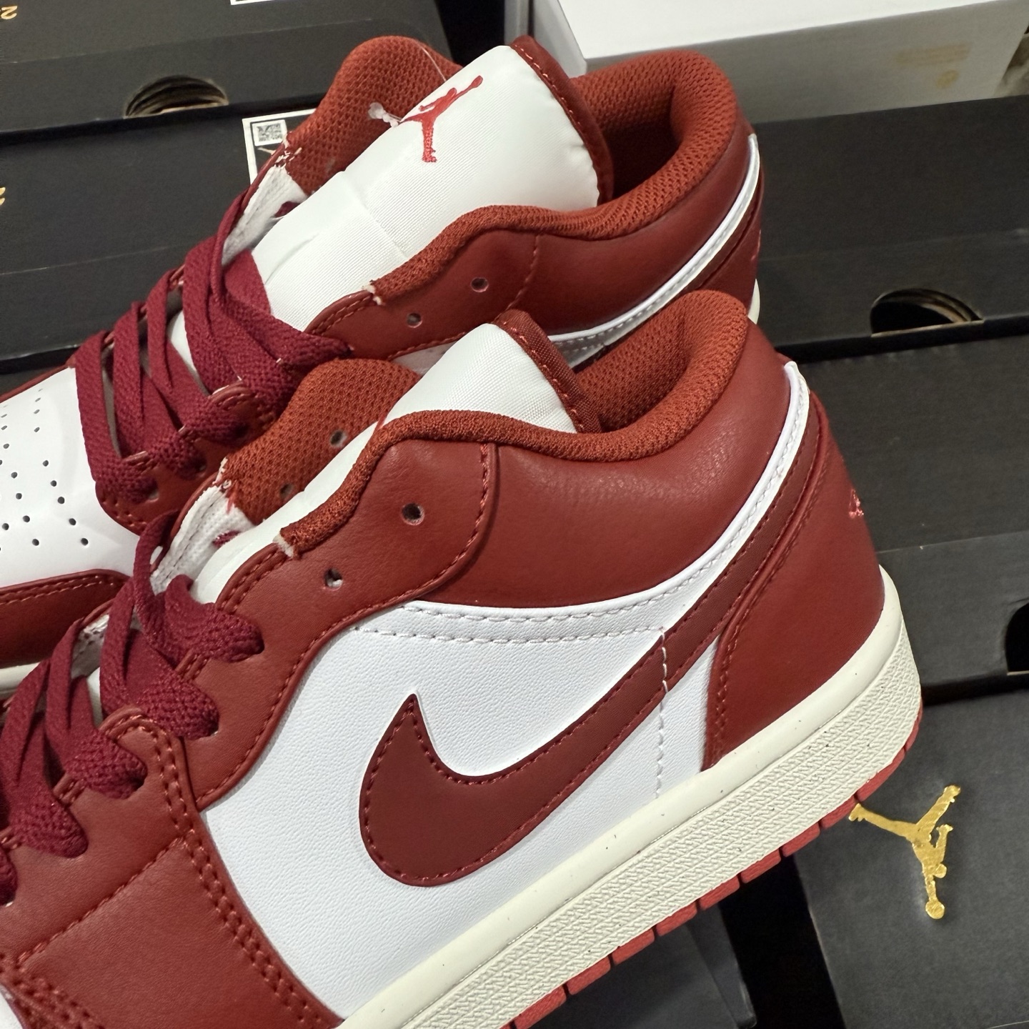 Nike Air Jordan 1 Low "Dune Red" FJ3459-160