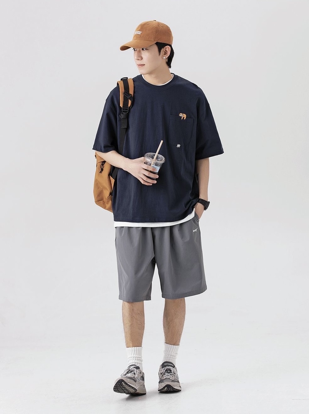 日系2色刺繡情侶Tee