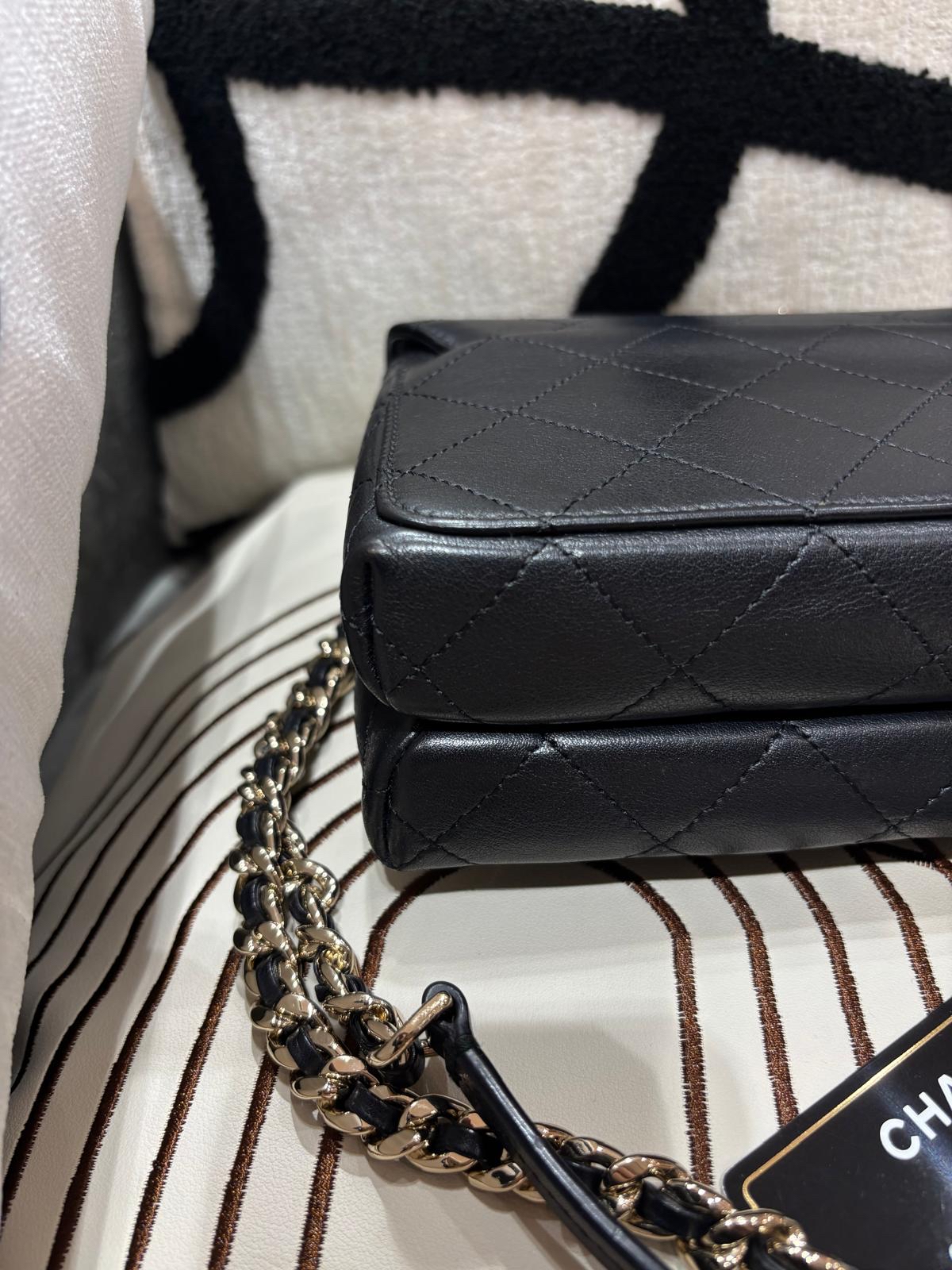 Chanel Top Handle 黑色金扣Crossbody Bag 100%Authentic, 95%New ✅收據✅Card✅Dust bag✅Box