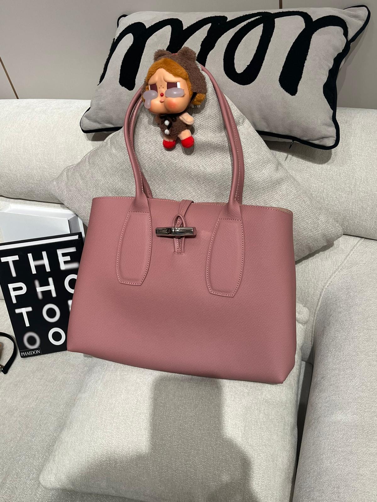 未使用品 Longchamp Roseau Shoulder Bag 100%Authentic, Unused 未使用品 ✅Dust bag