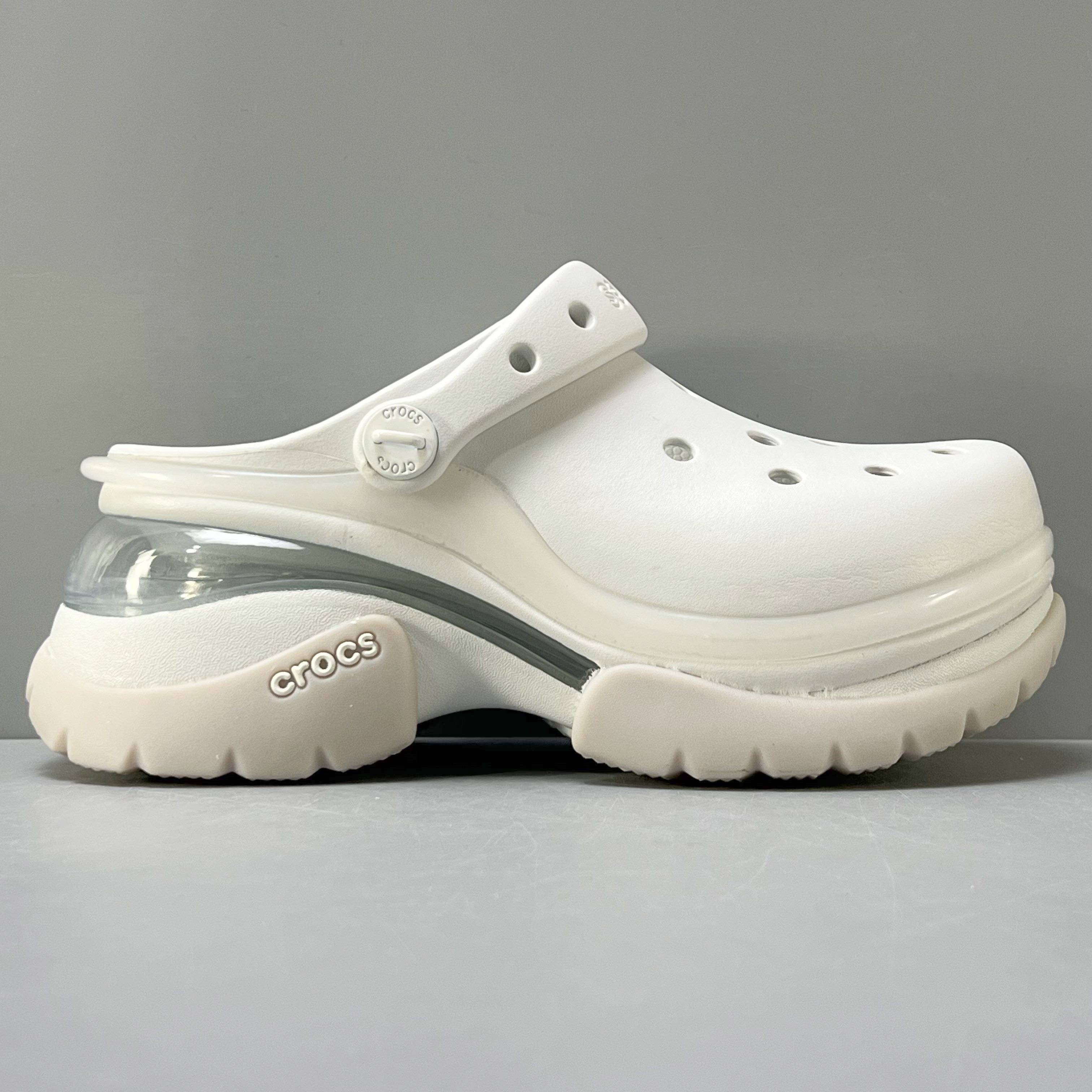 Crocs Super Bae Clog