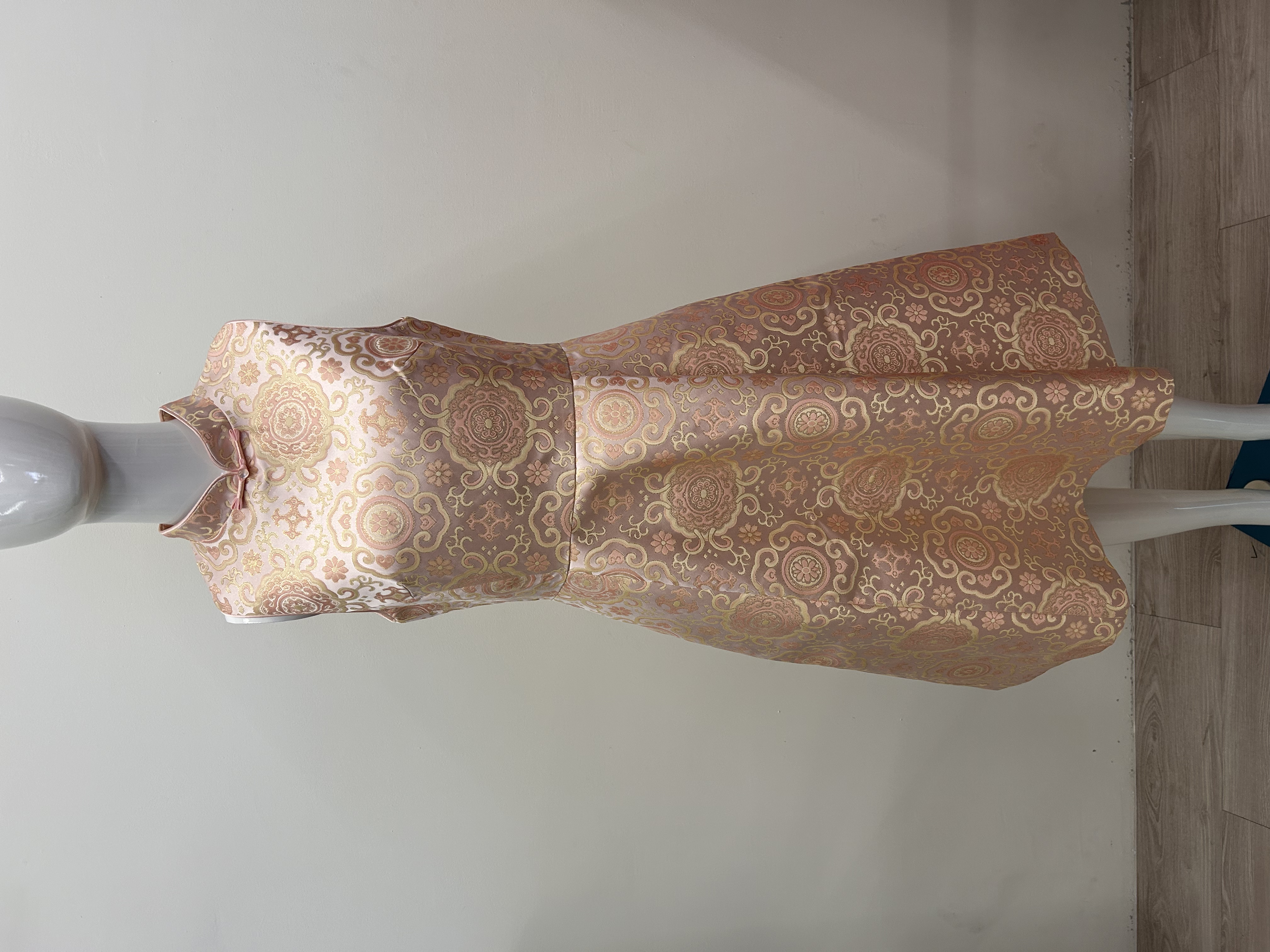 577.WB Embroidered Sleeveless A-Line Qipao