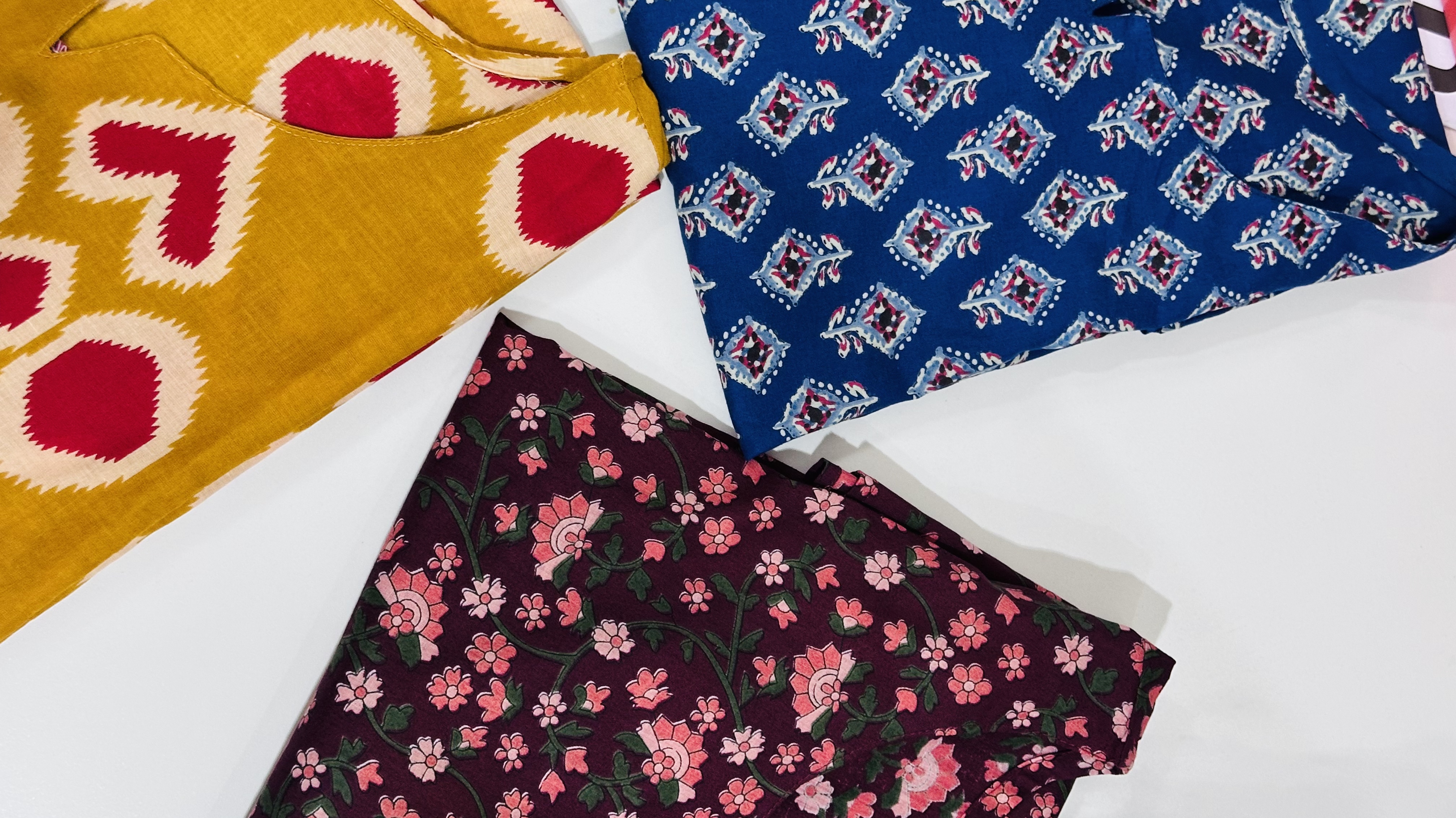(Plus) Blue Flora Print Kurti 
