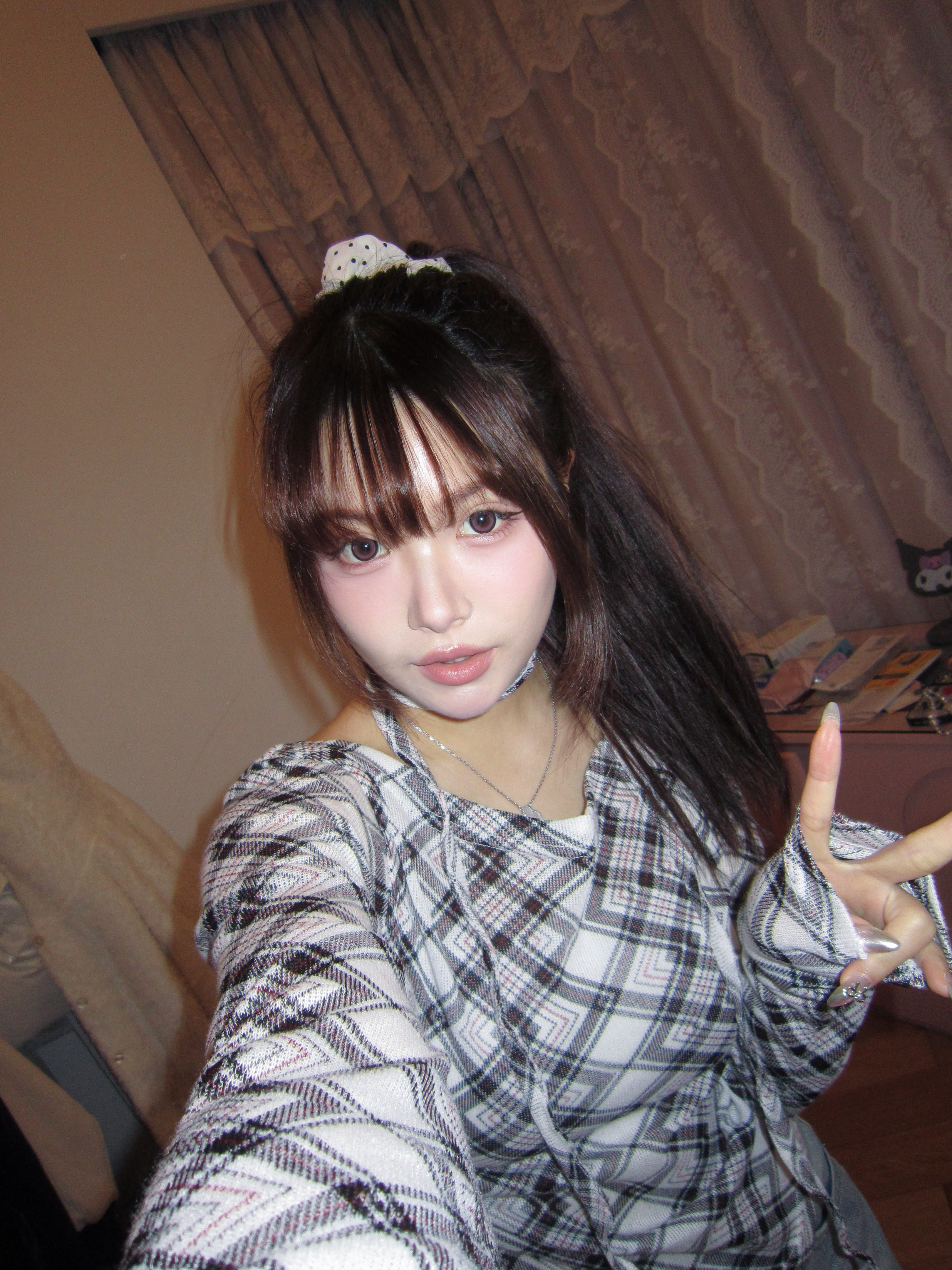 已售罄❌韓國設計感菱格top+掛頸繩