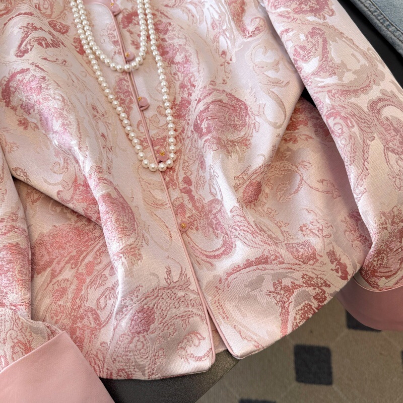 B134(0133) 新中式唐装巴洛克花纹提花桃心领前排珠子粉外套上衣