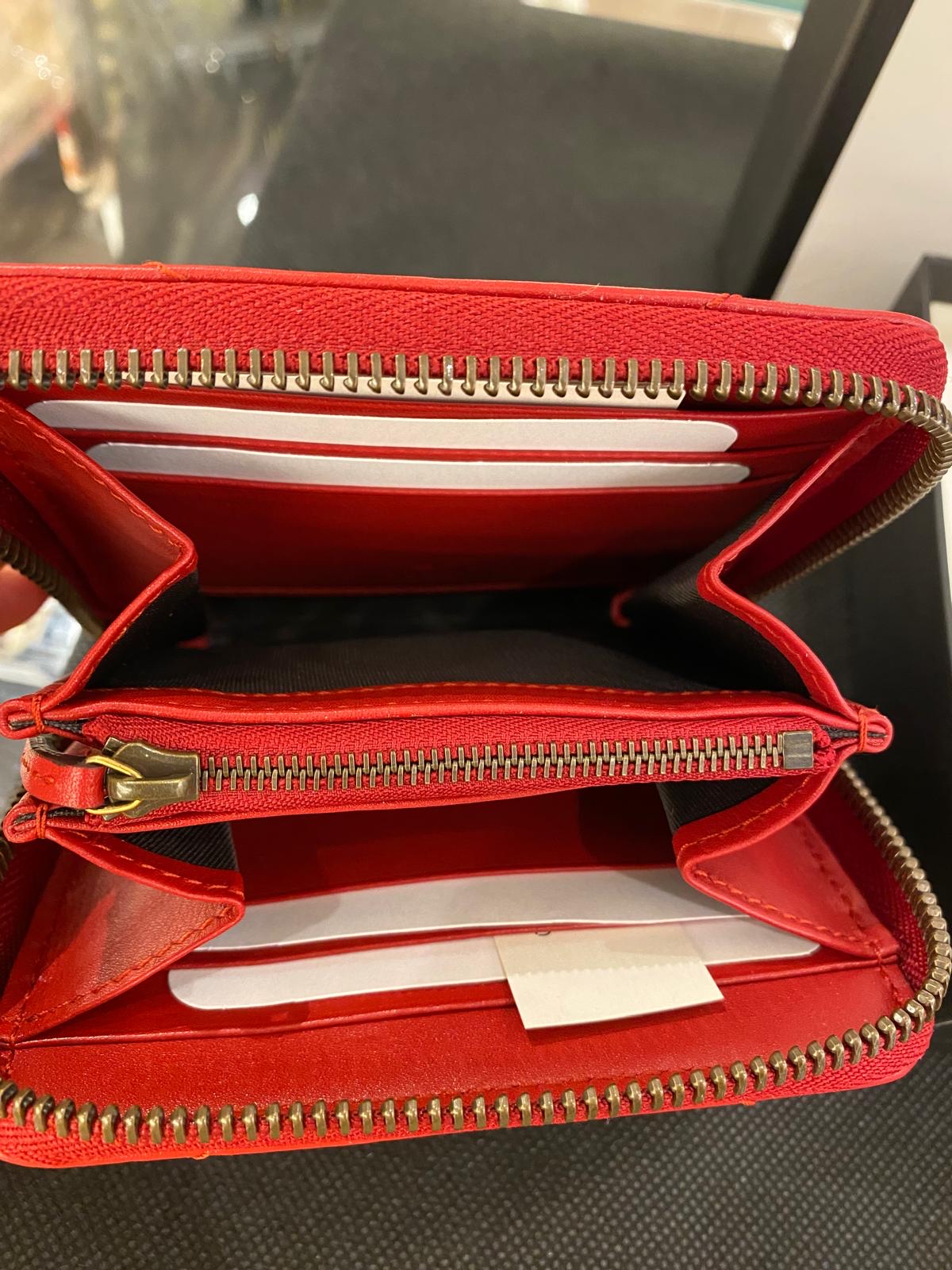 GUCCI 紅色牛皮短銀包