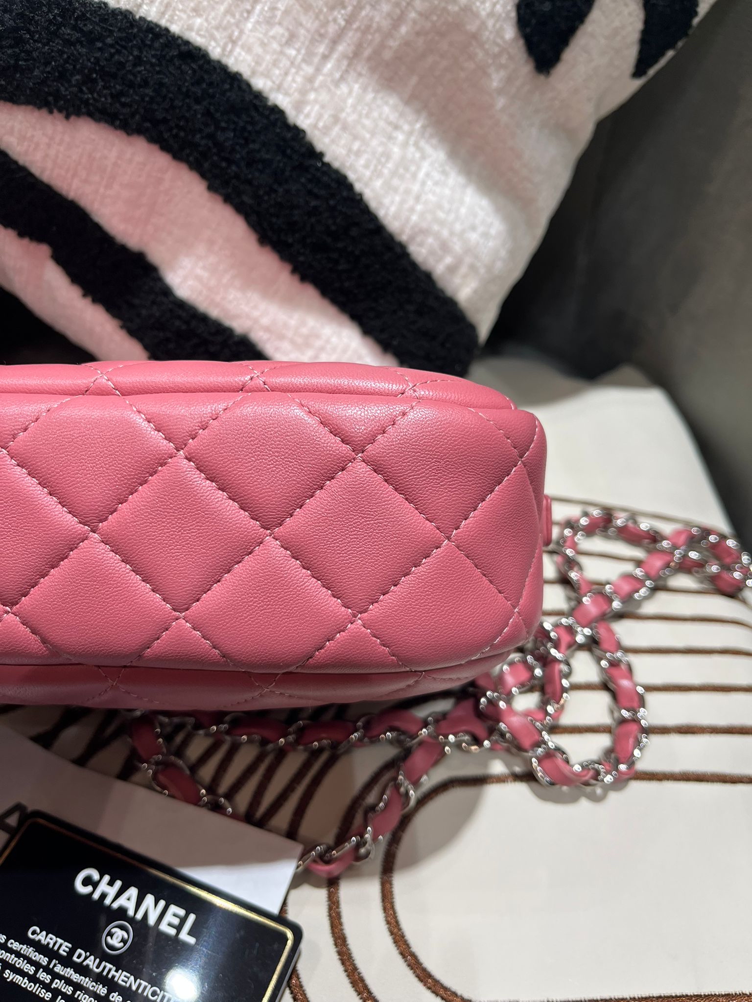 Chanel CC camera bag 100%Authentic,98%new ✅專門店收據✅card✅dust bag ✅box