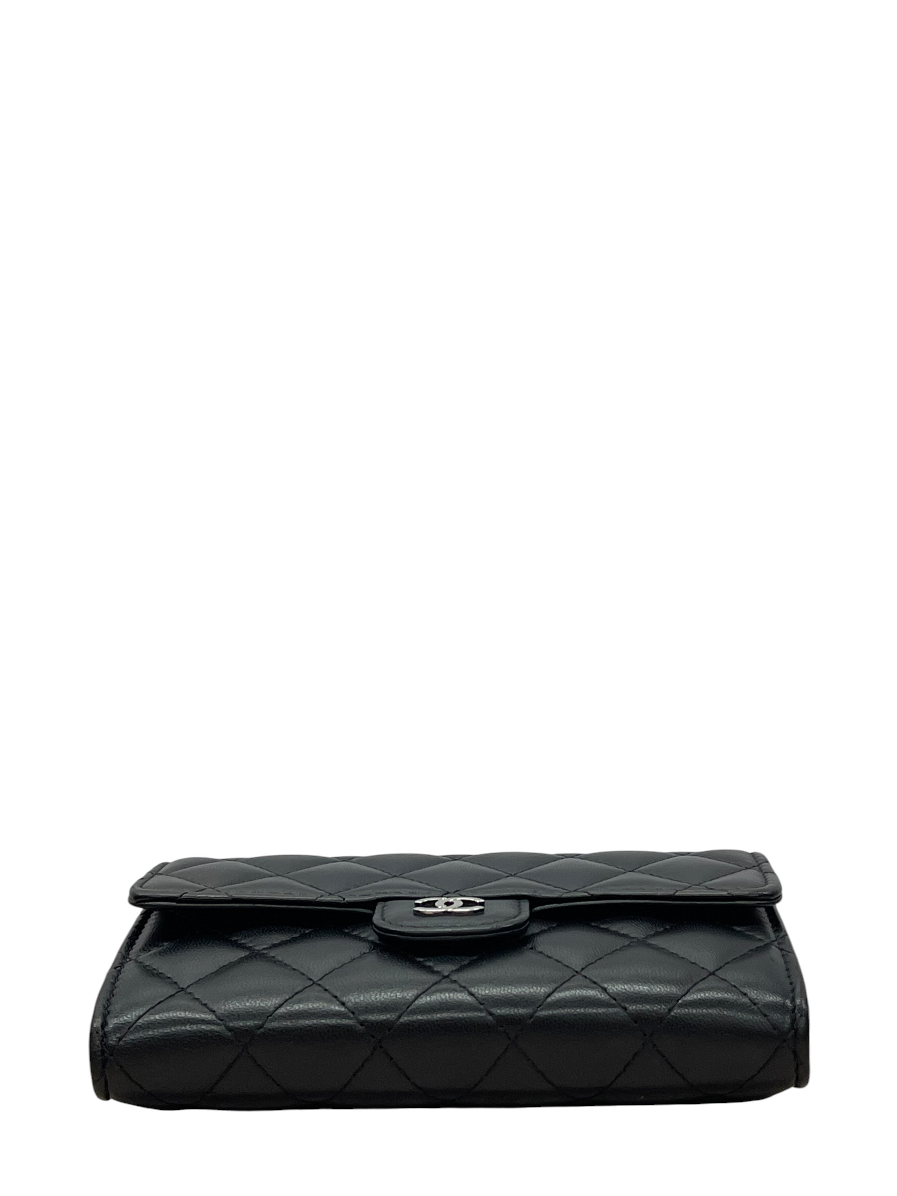 Pre-owned Chanel Classic Small Flap Wallet / Product Code:081704