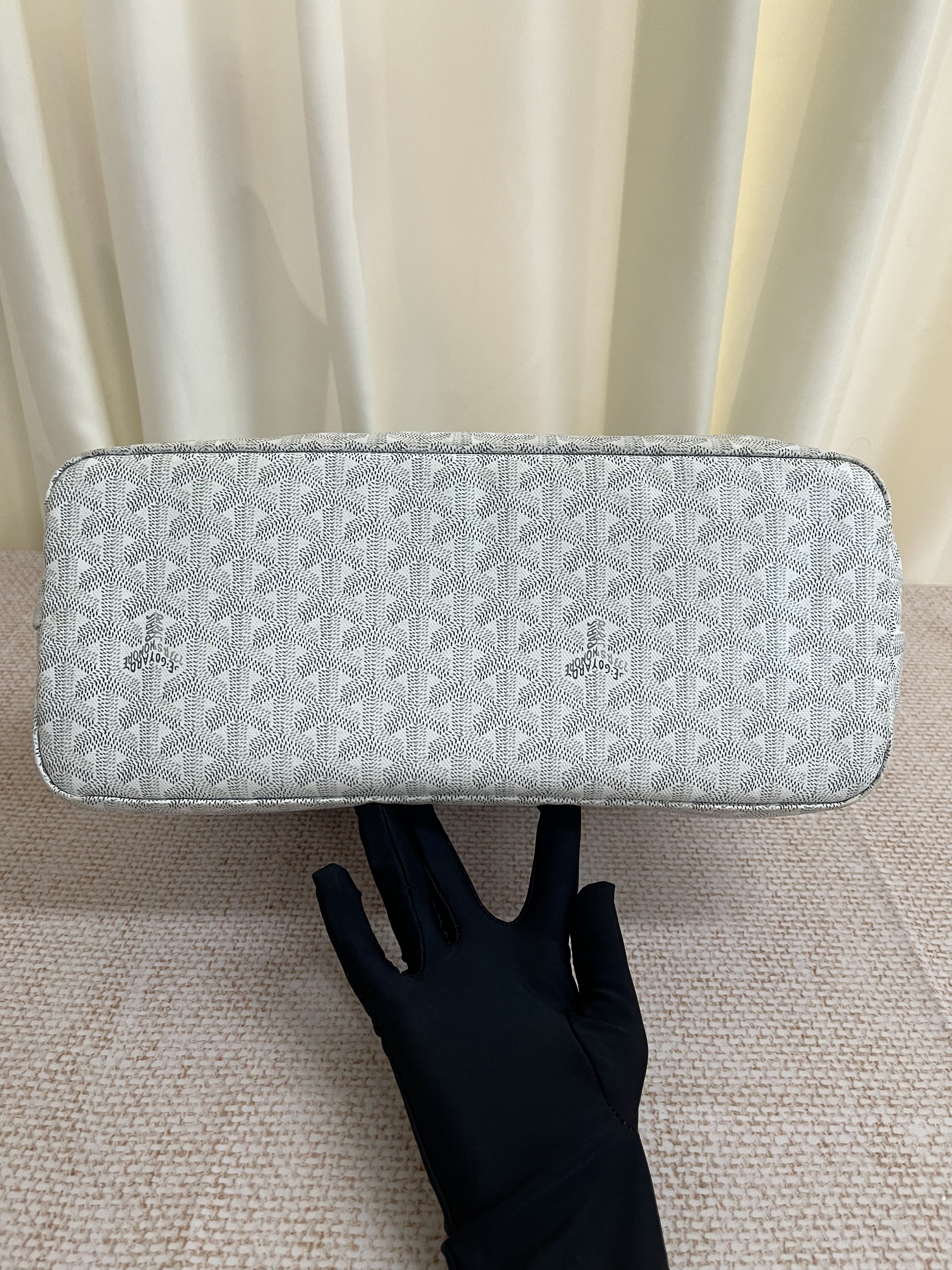 Pre-owned Goyard Hobo Bag / Product Code: 26021603