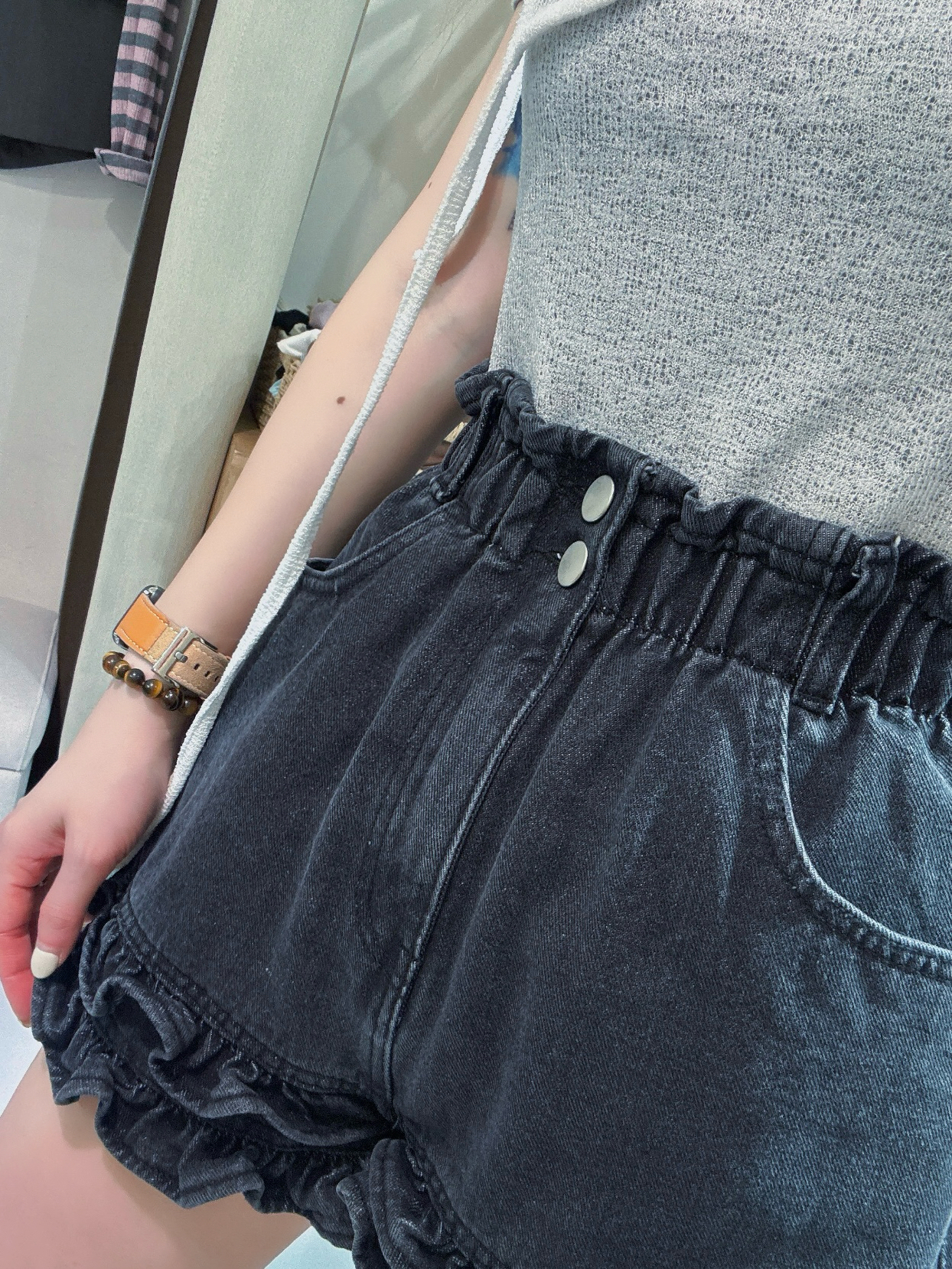 double ruffles shorts