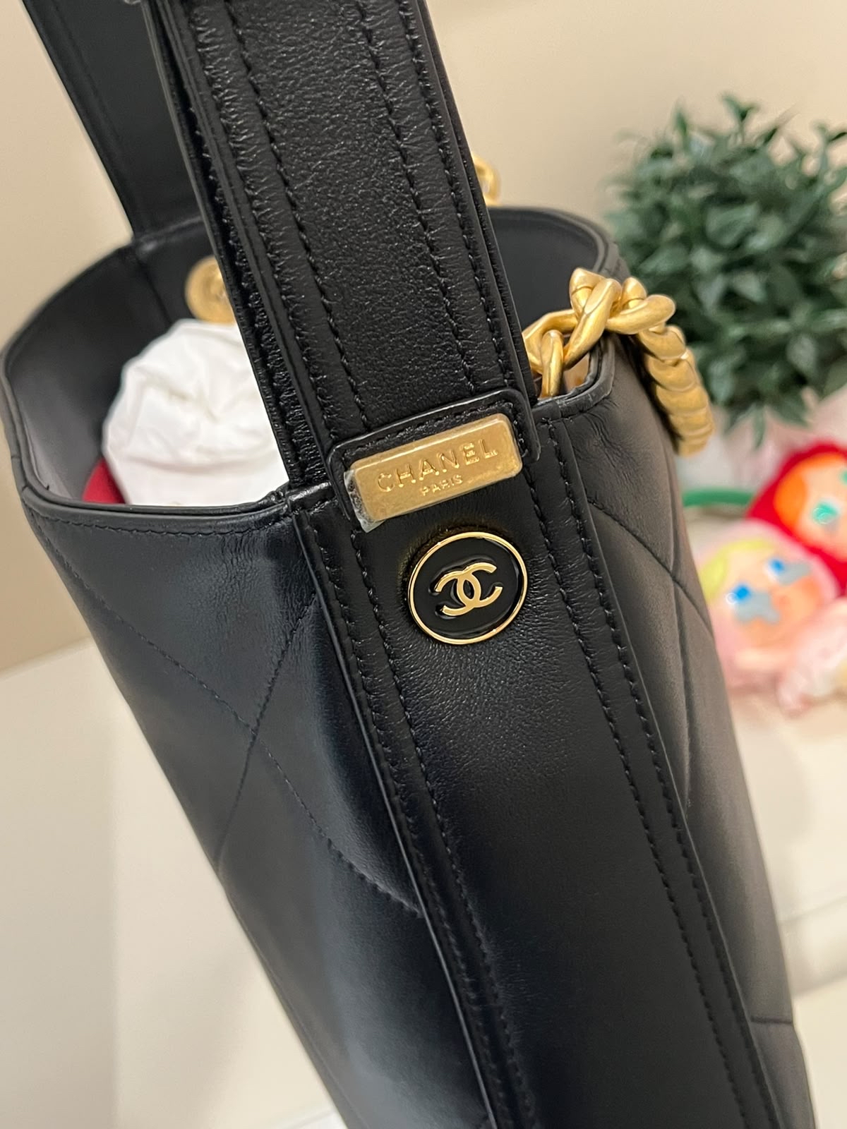 Chanel easy mood Hobo Bag AS2844 bucket bag,100%Authentic, 98%New ✅香港專門店收據✅晶片✅Dust bag✅Box