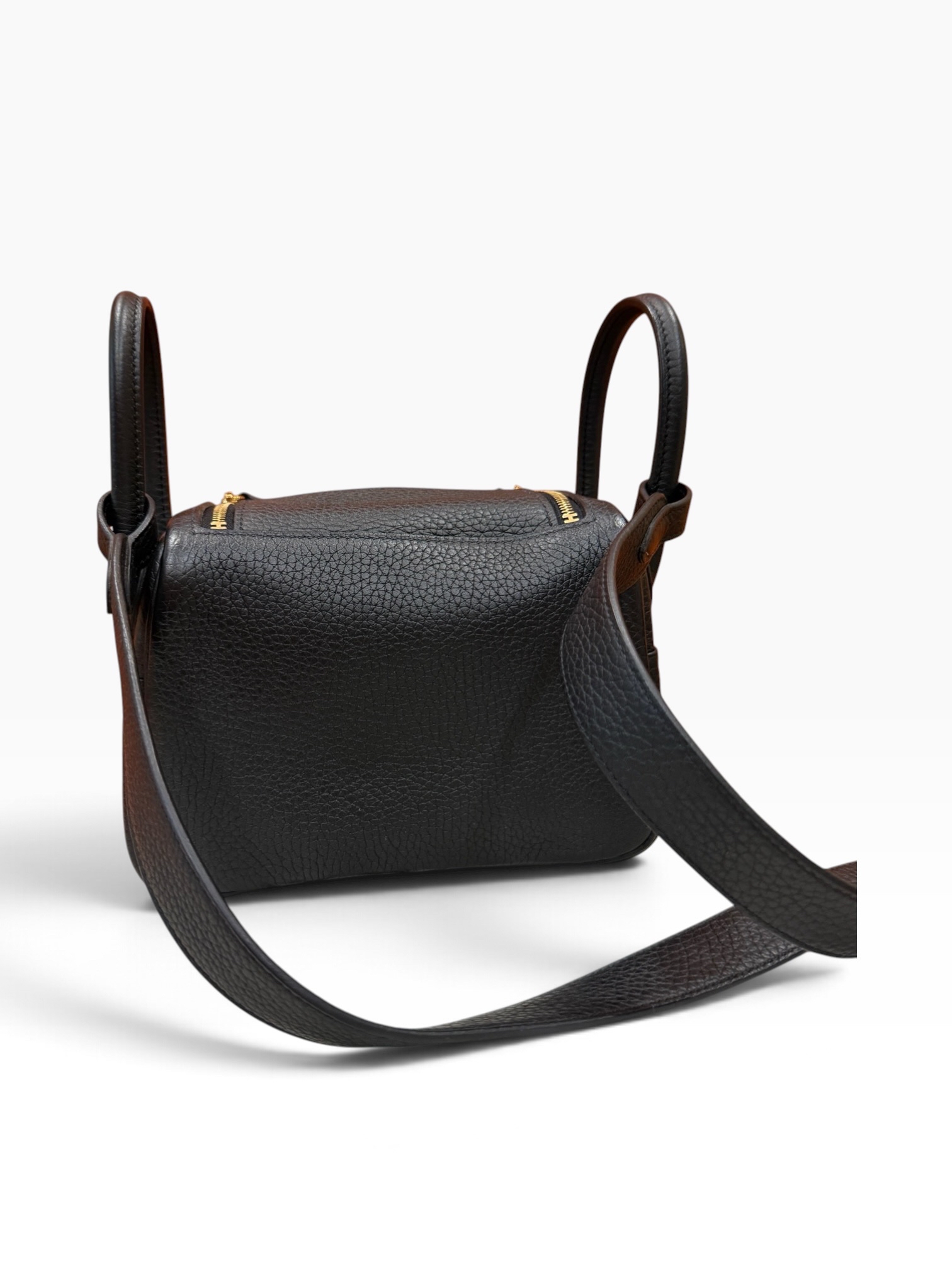 Pre owned Hermes mini Lindy black gold A10304