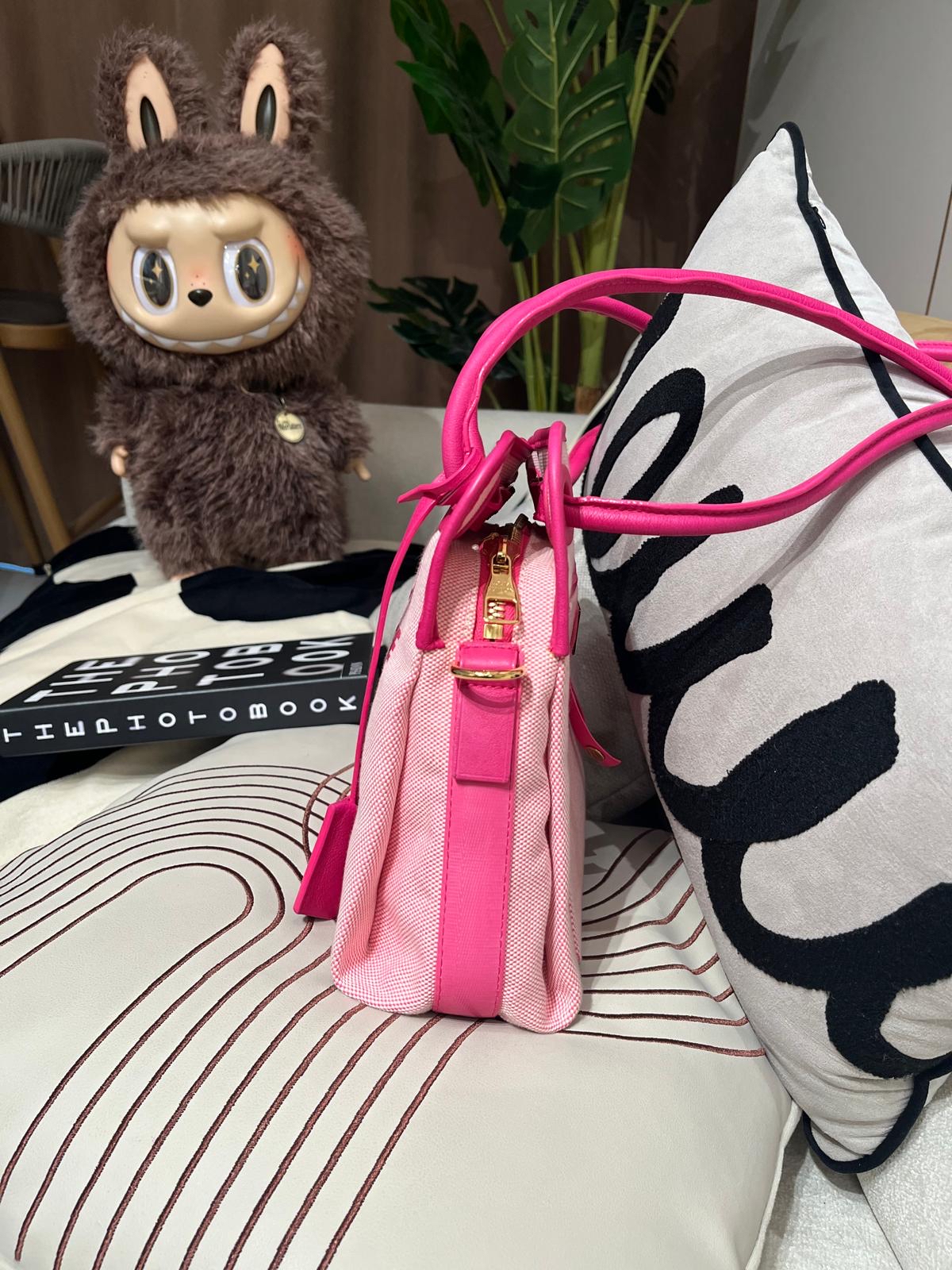 Lv CRUISE LINE RIDER M92809 SHOULDER BAG 100%Authentic,95%new ✅key lock✅dust bag 