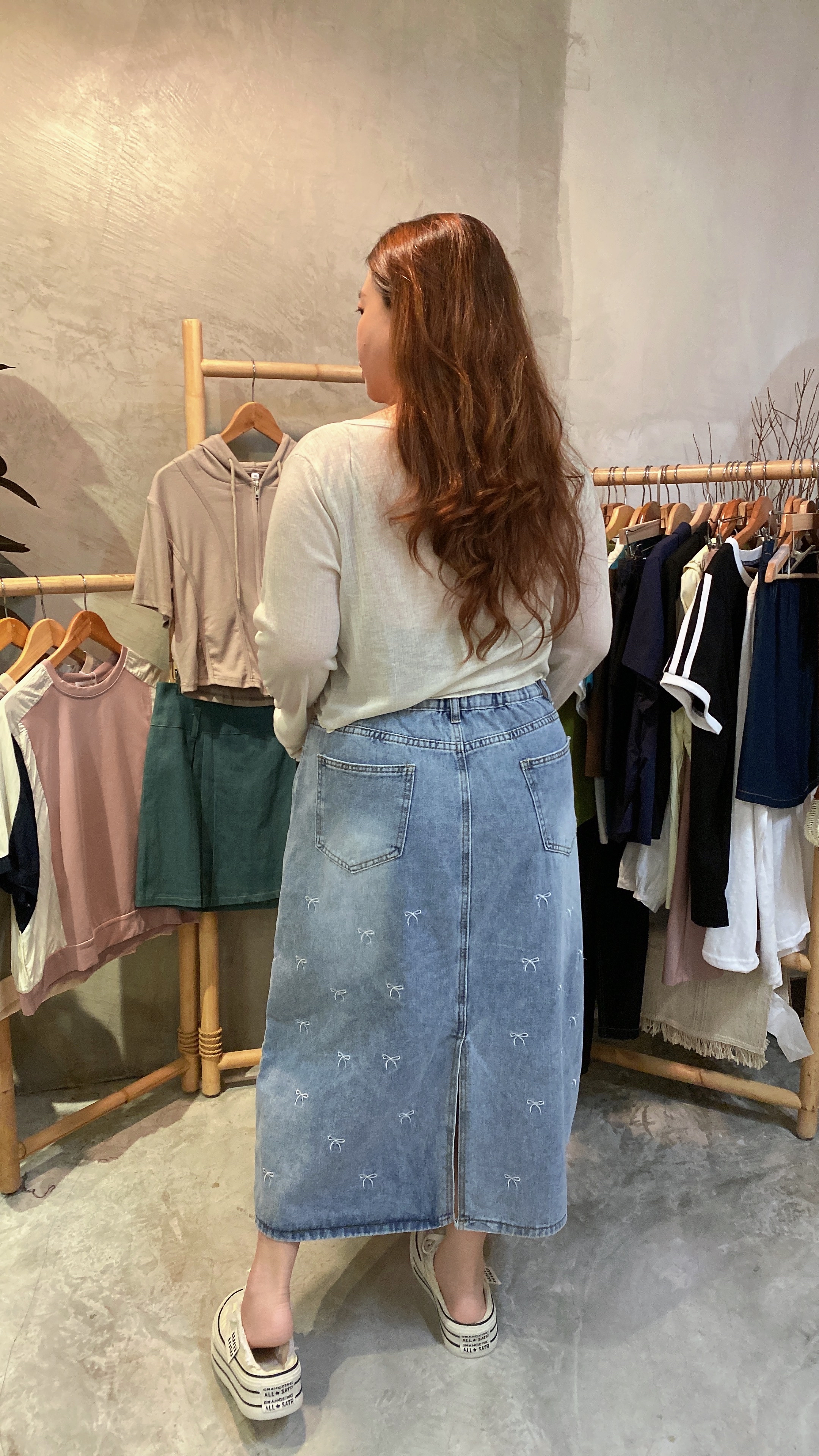 🎀4732号-可爱刺绣蝴蝶结牛仔半身长裙 