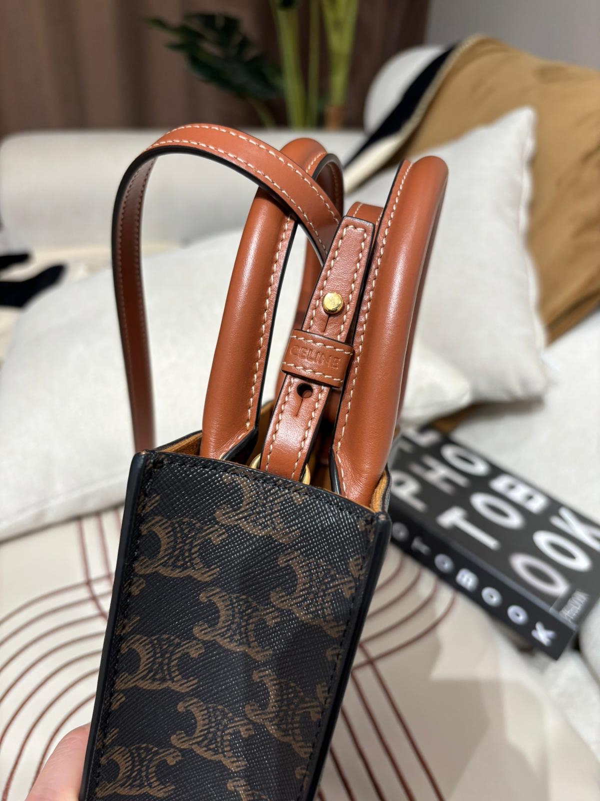 Celine mini vertical cabas tote bag 100%Authentic,98%New ✅dust bag 