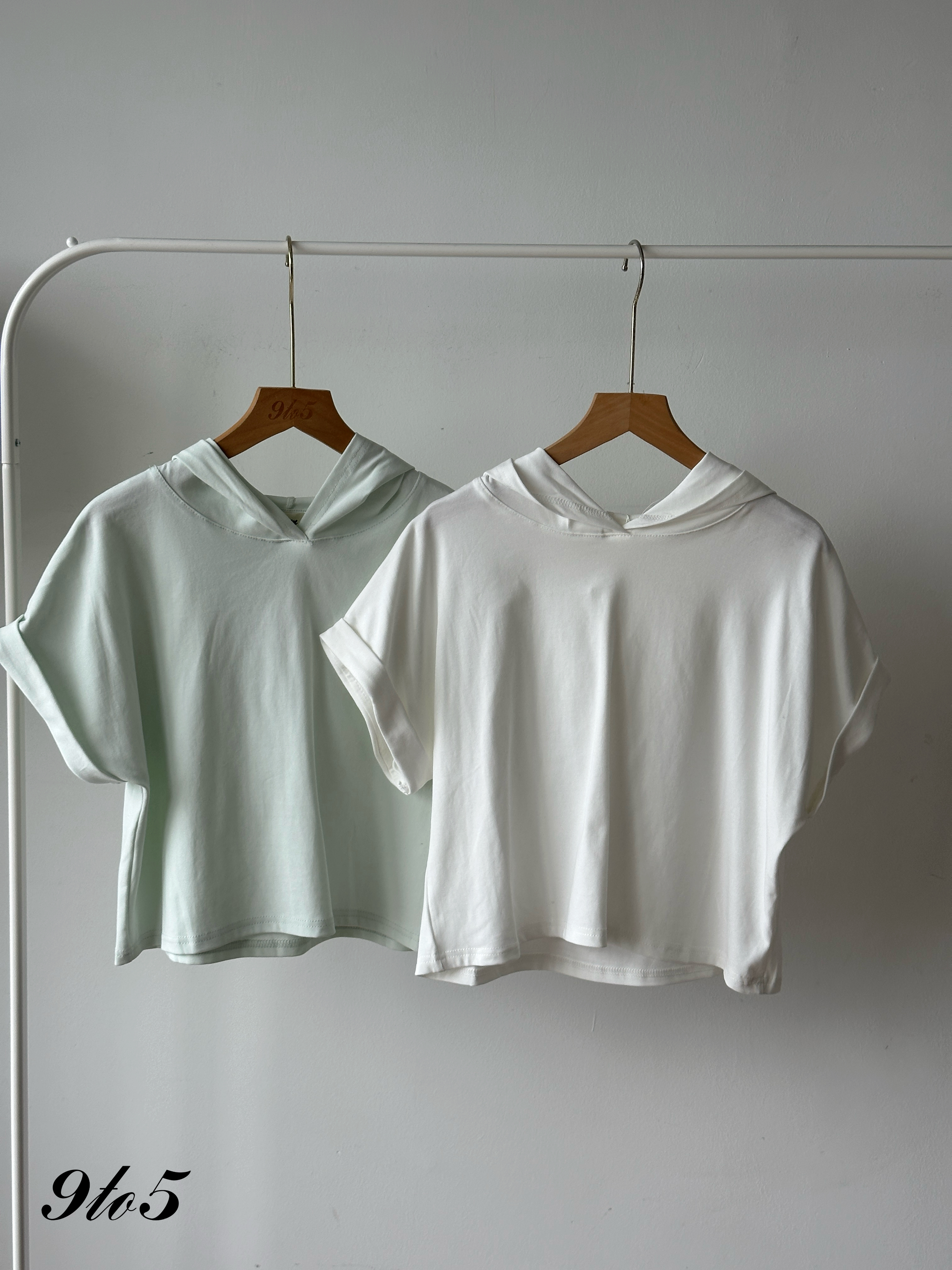 T4281 Short Sleeve Hoodie Top - 4 Colors 