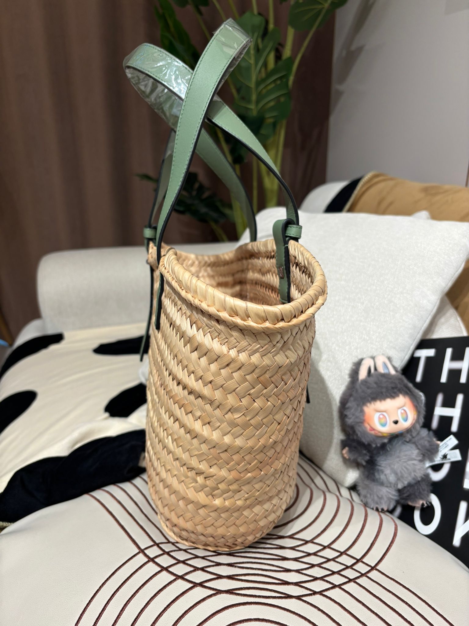 Loewe Raffia Basket Bag 100%Authentic,98%NEW ✅dust bag 