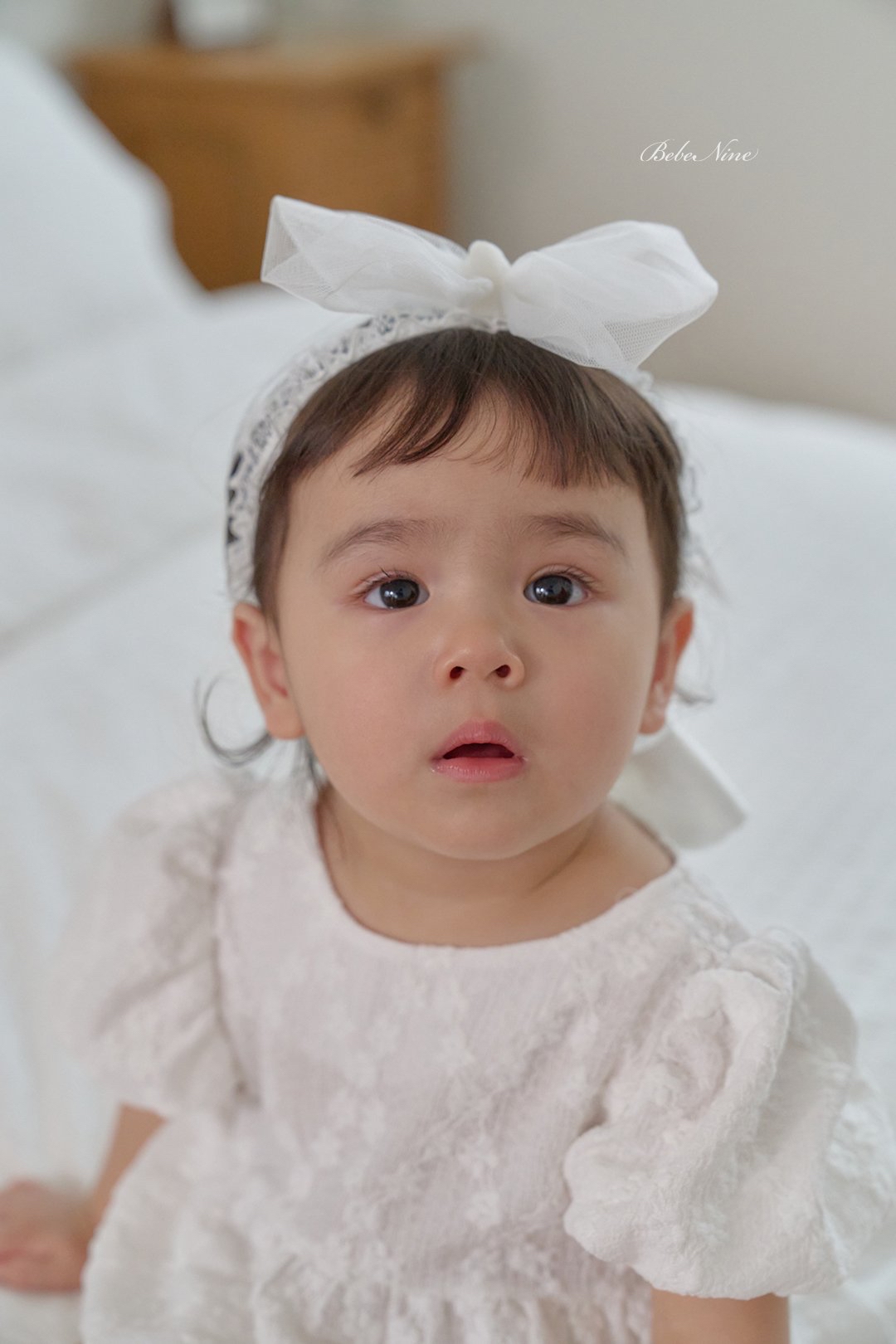 ☀️預訂 韓國直送☀️🇰🇷Bebenine兩色花朵提花後背大絲帶短袖包屁衣