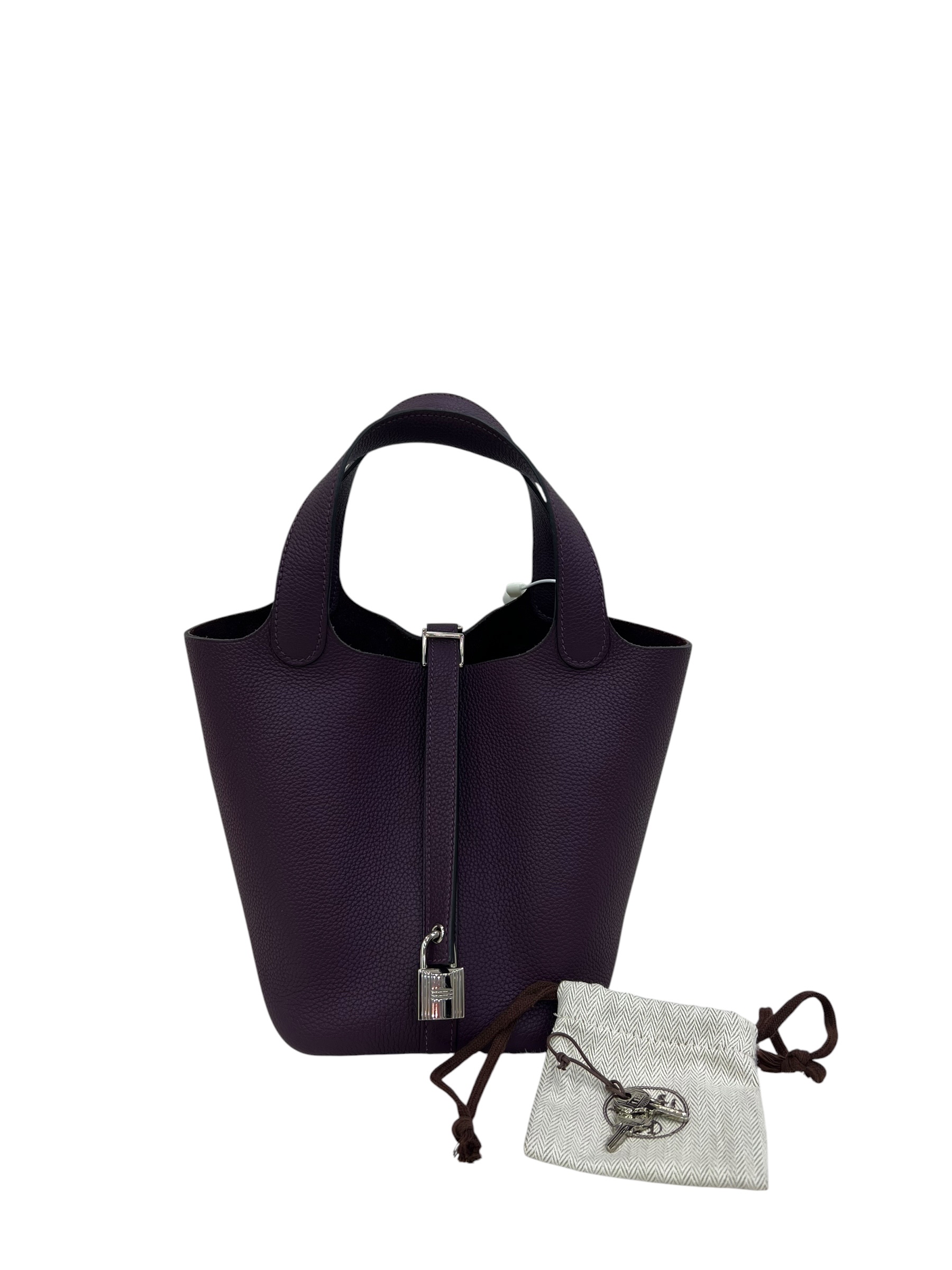 Pre-Owned HERMÉS P18 Stamp U / Product Code: 071702