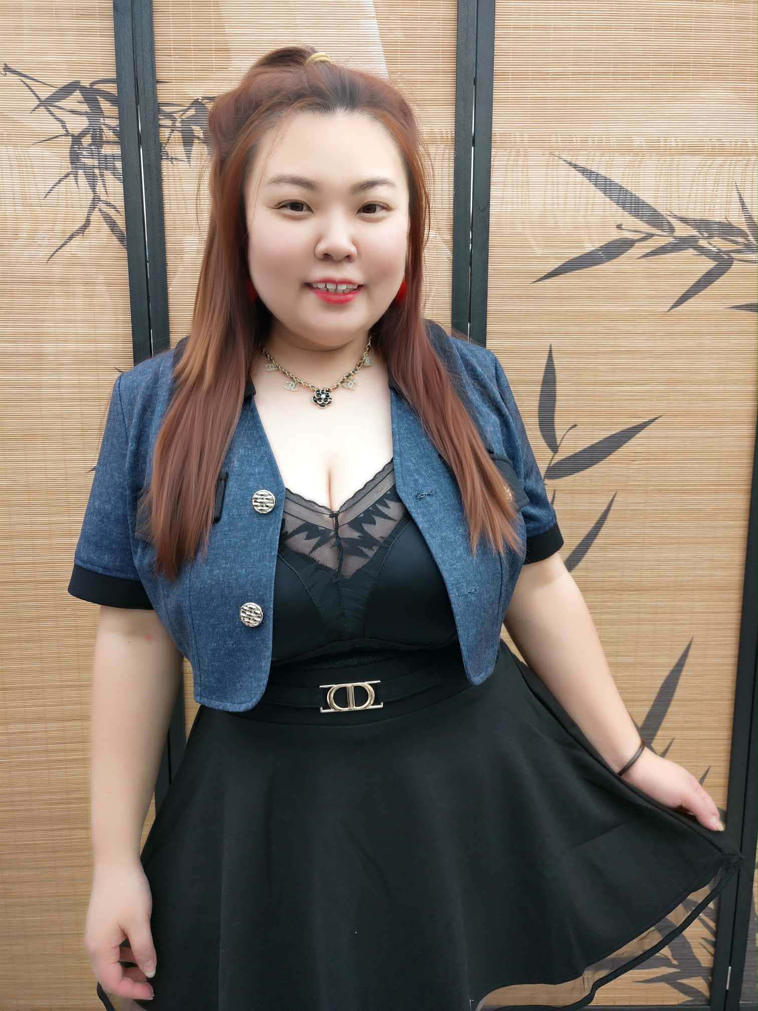 DDE17 999+ 拼透视网纱缎面性感内搭