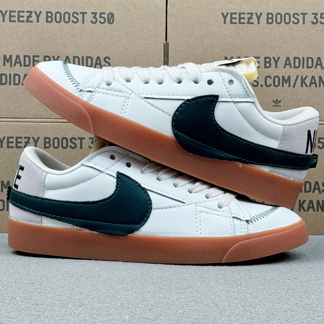 Nike Blazer Low '77 Jumbo