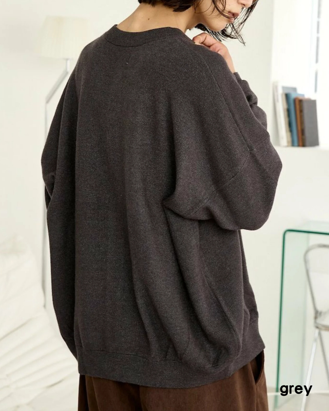 日本代購【 2026新產品 日本直送  MARY QUANT × PUBLUX 限量別注 男女通用 標誌撞色圓領針織冷衫外套 Unisex Bespoke Logo Crew Neck Knit Cardigan 】