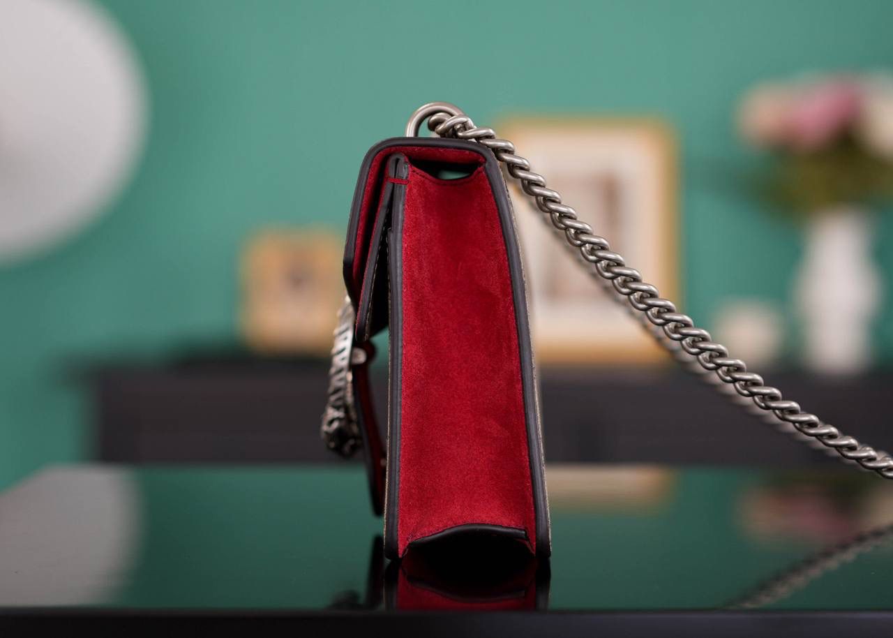 🥯GG Dionysus系列经典酒神 老花红 20cm GG家长青款，酒神里面的经典基础款 出镜率非常高 简直是穿搭利器 官方款号 421970 尺寸：20x15x5cm