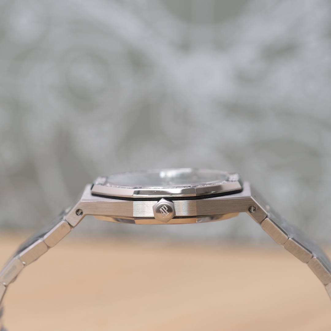 爱彼皇家橡树系列镶钻女士腕表