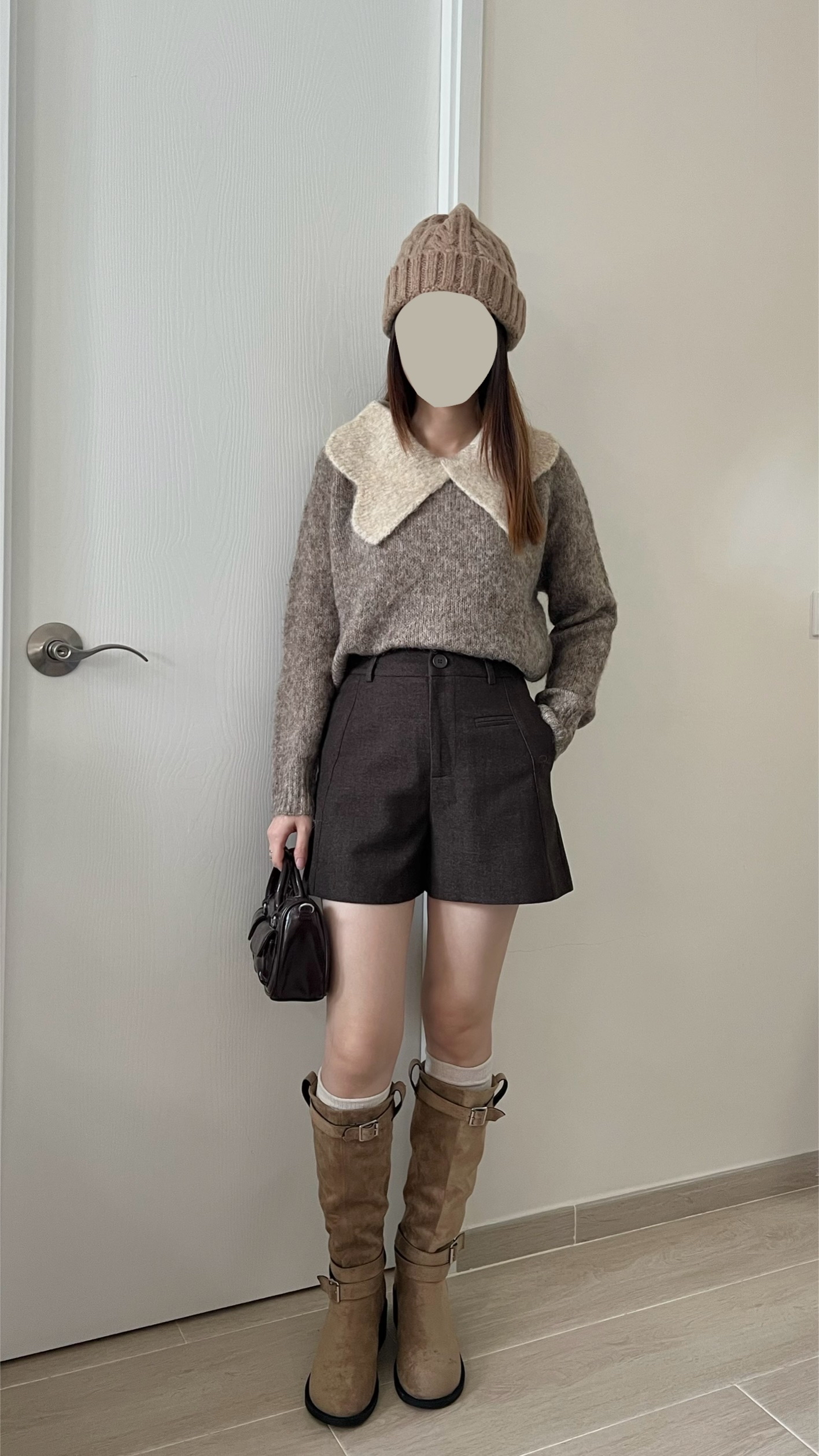 大蝴蝶領口混色毛衣 現貨