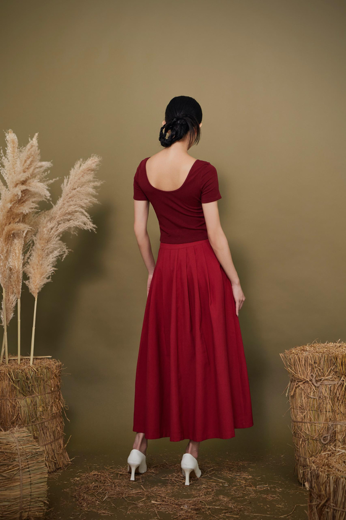 CS1441 Jacquard Pleated Maxi Skirt