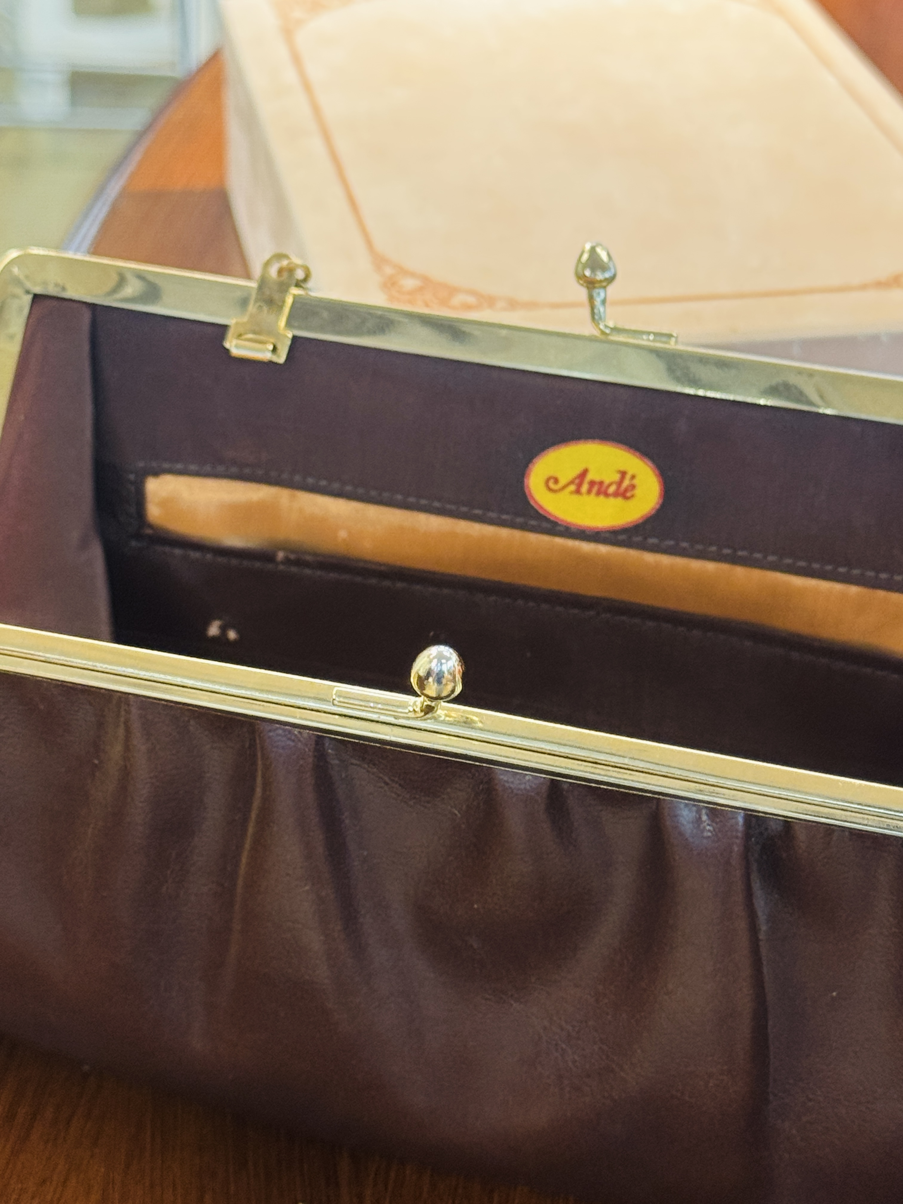 Vintage C.a. 1970s Andé Brown Faux leather Two-Way Clutch/Handbag (MT2498)