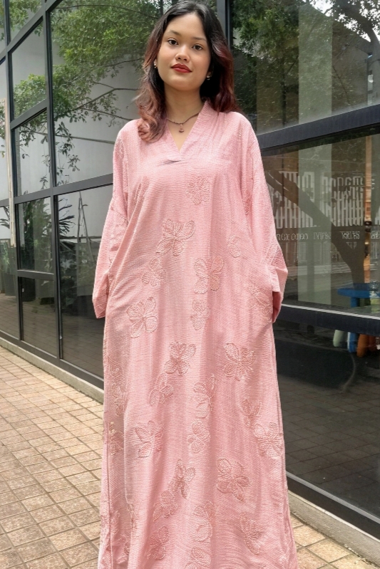 MILAH Embroidery in Rose
