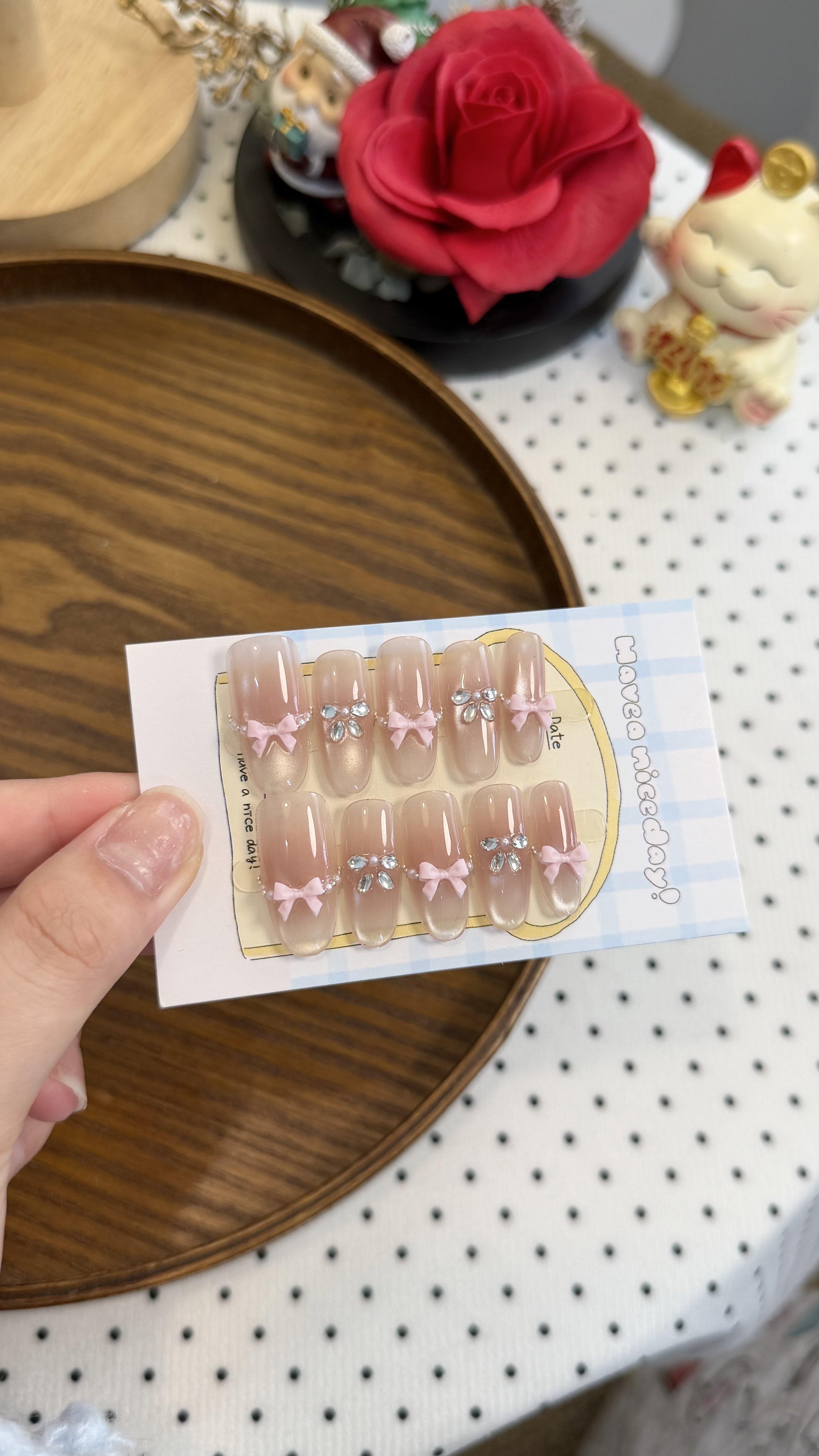 月光香槟 中椭圆