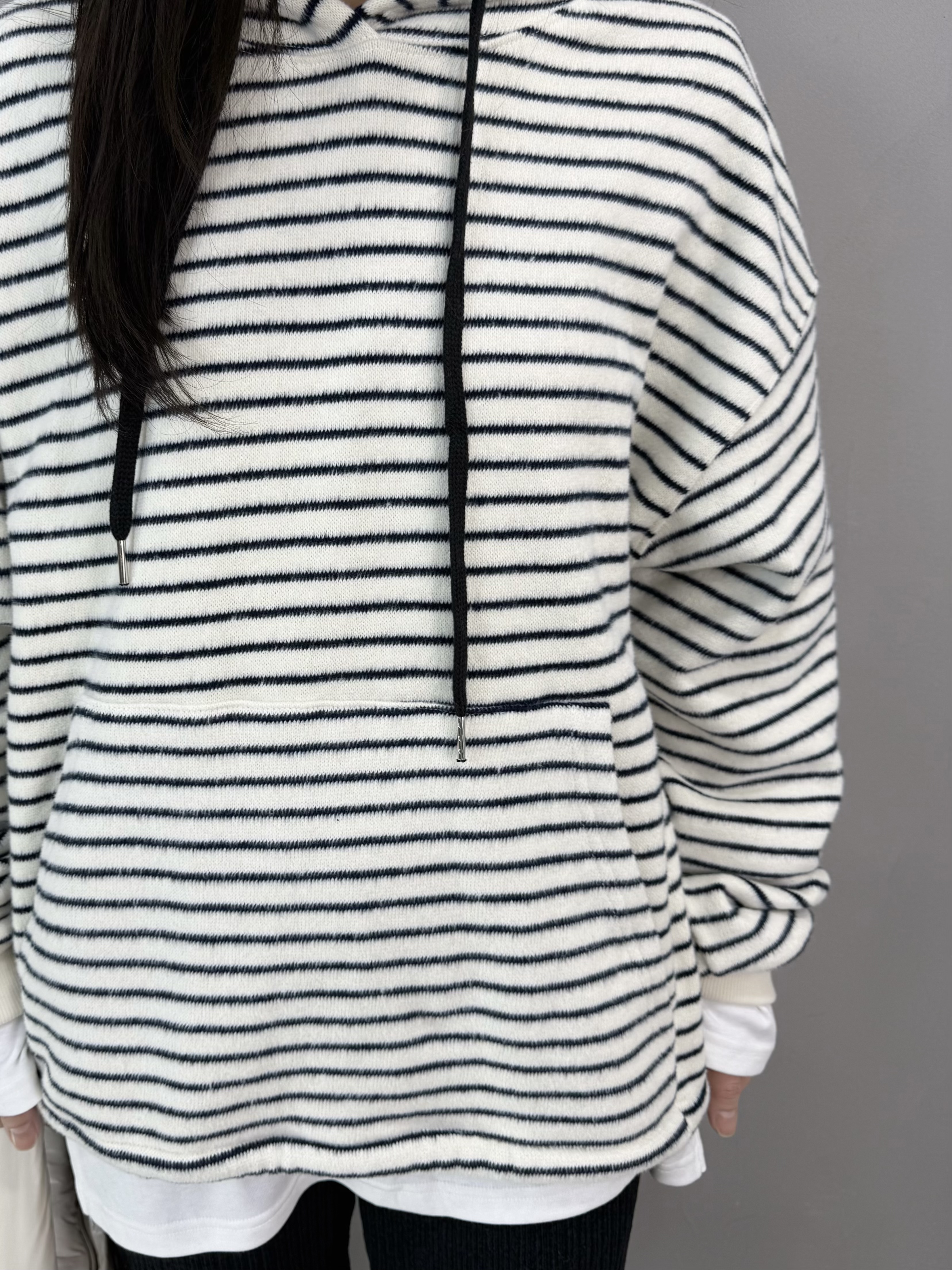 D62 絨毛橫間有帽衛衣