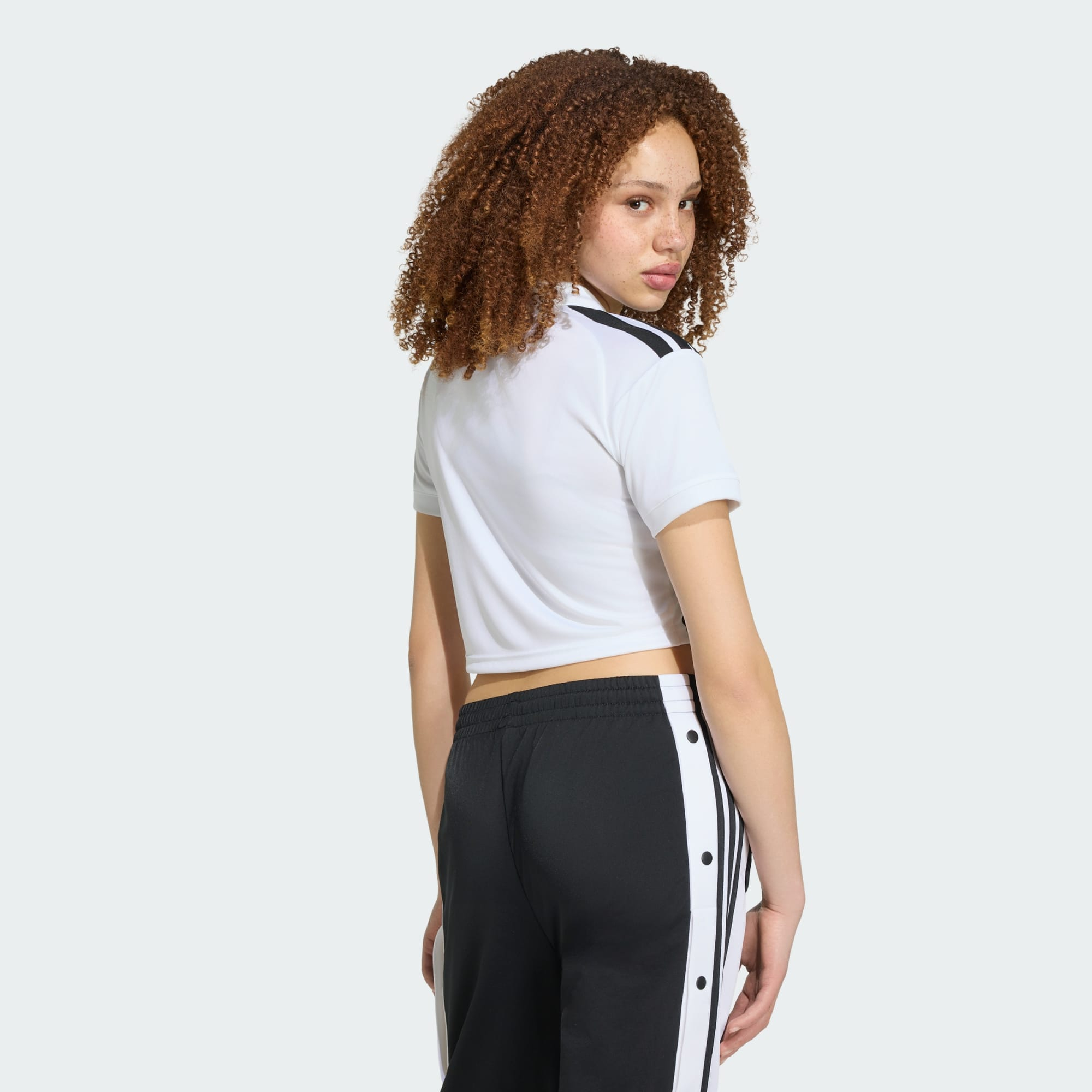 ⚫⚪現代進化  Adidas Juventus 祖雲達斯 2026-27 女裝主場短版球衣  (可加印字章) KB8878