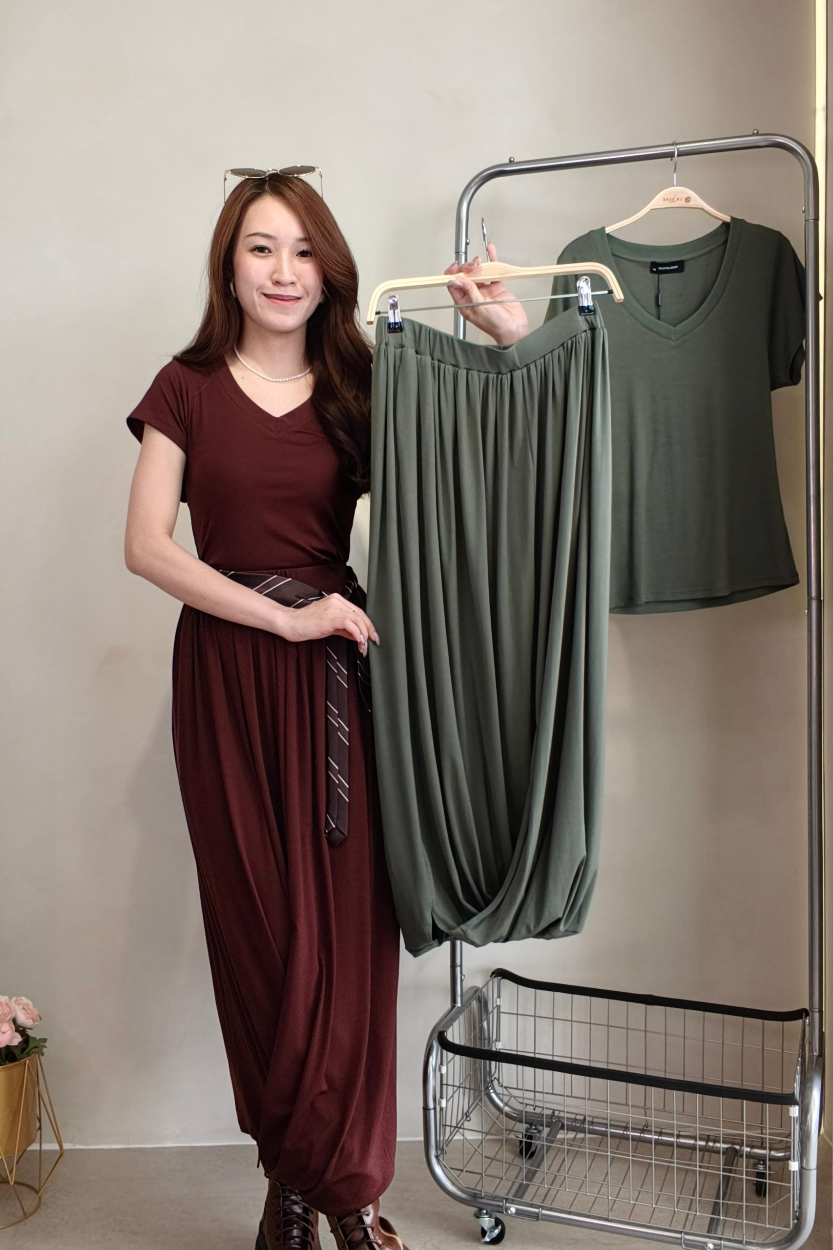 CS1386 Structured A-Line Midi Skirt