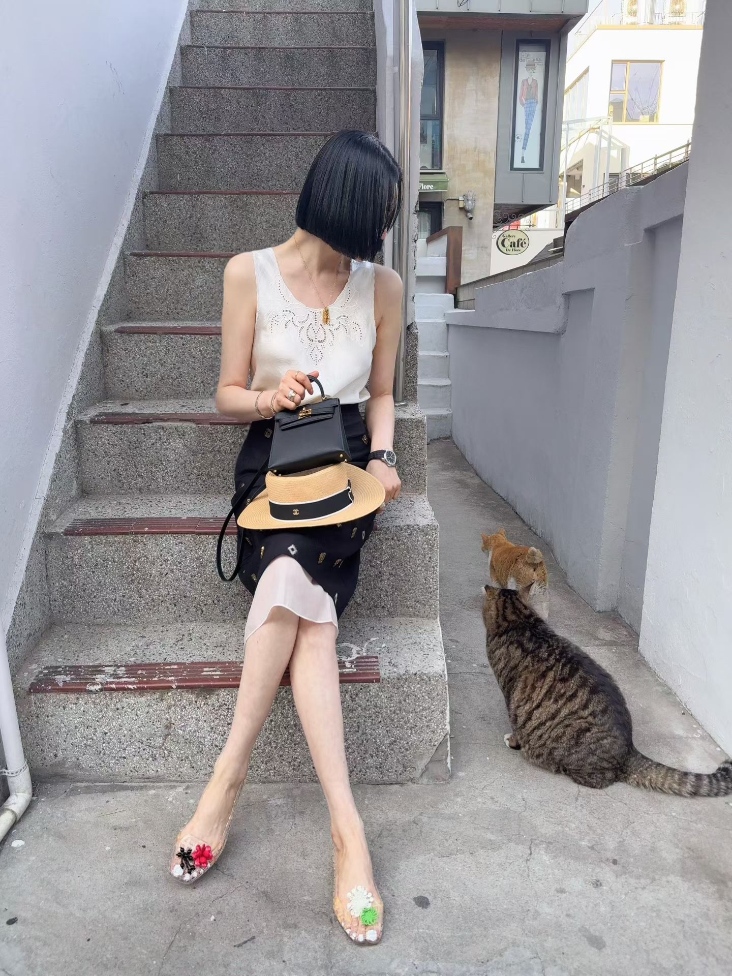 Retro embellished skirt