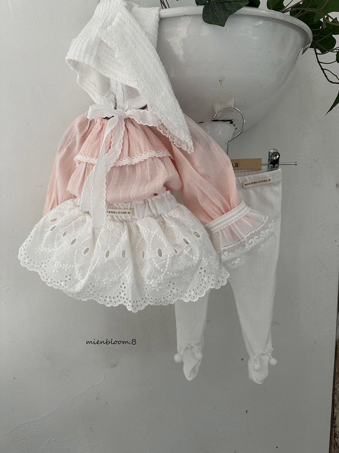 🇰🇷mienbloomb blouse