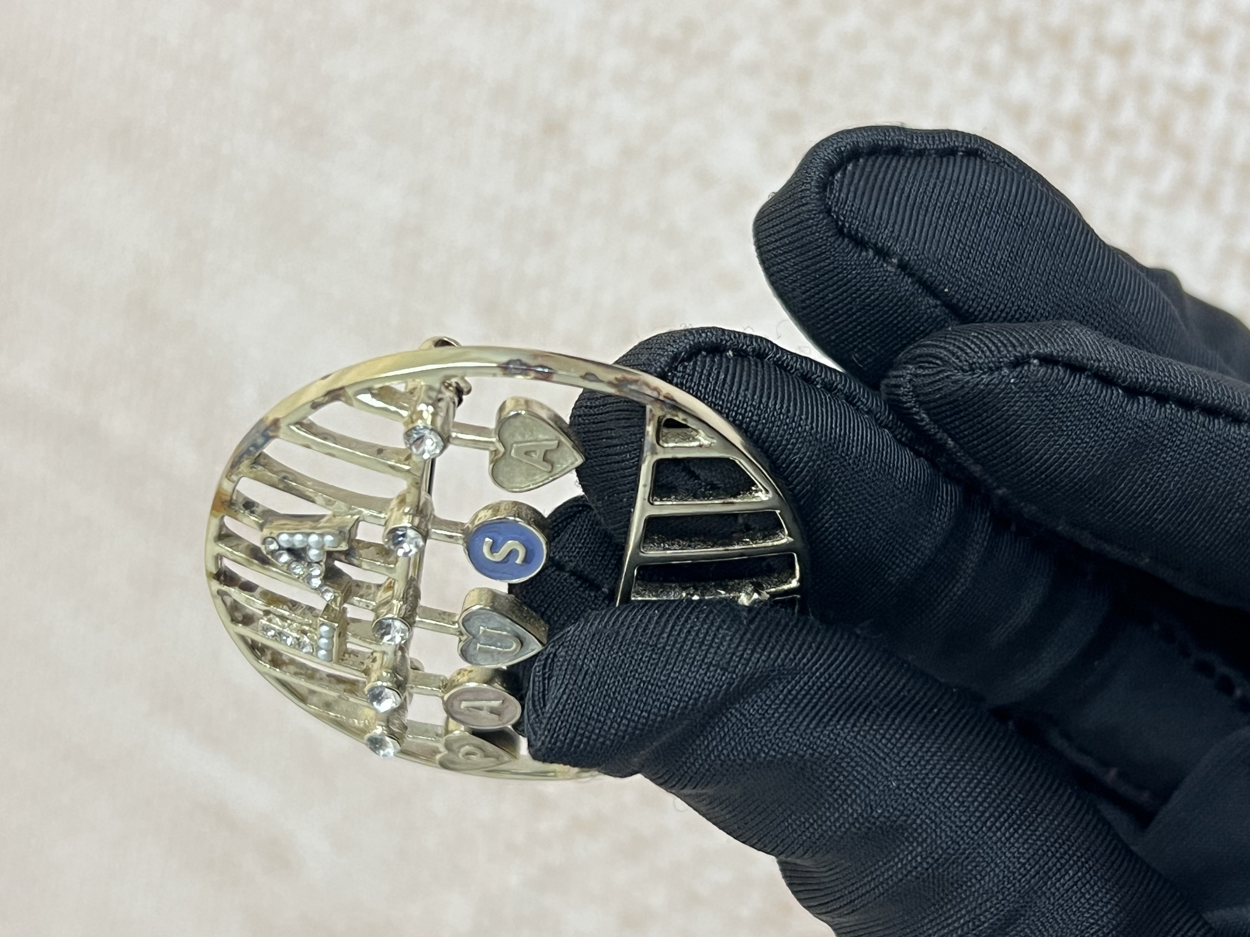 Pre-owned Chanel Pause/ Product Code: 26030205