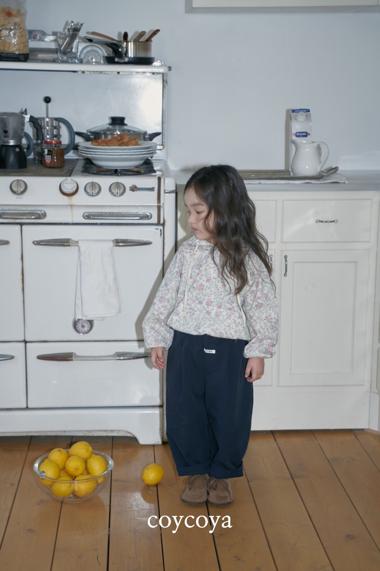 🌸預訂 韓國直送🌸🇰🇷COYCOYA兩色蕾絲花邊碎花連帽上衣
