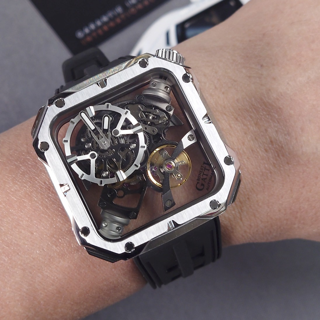 Bonest Gatti 現貨發售 方型全鏤空機械錶 BG4001-R1