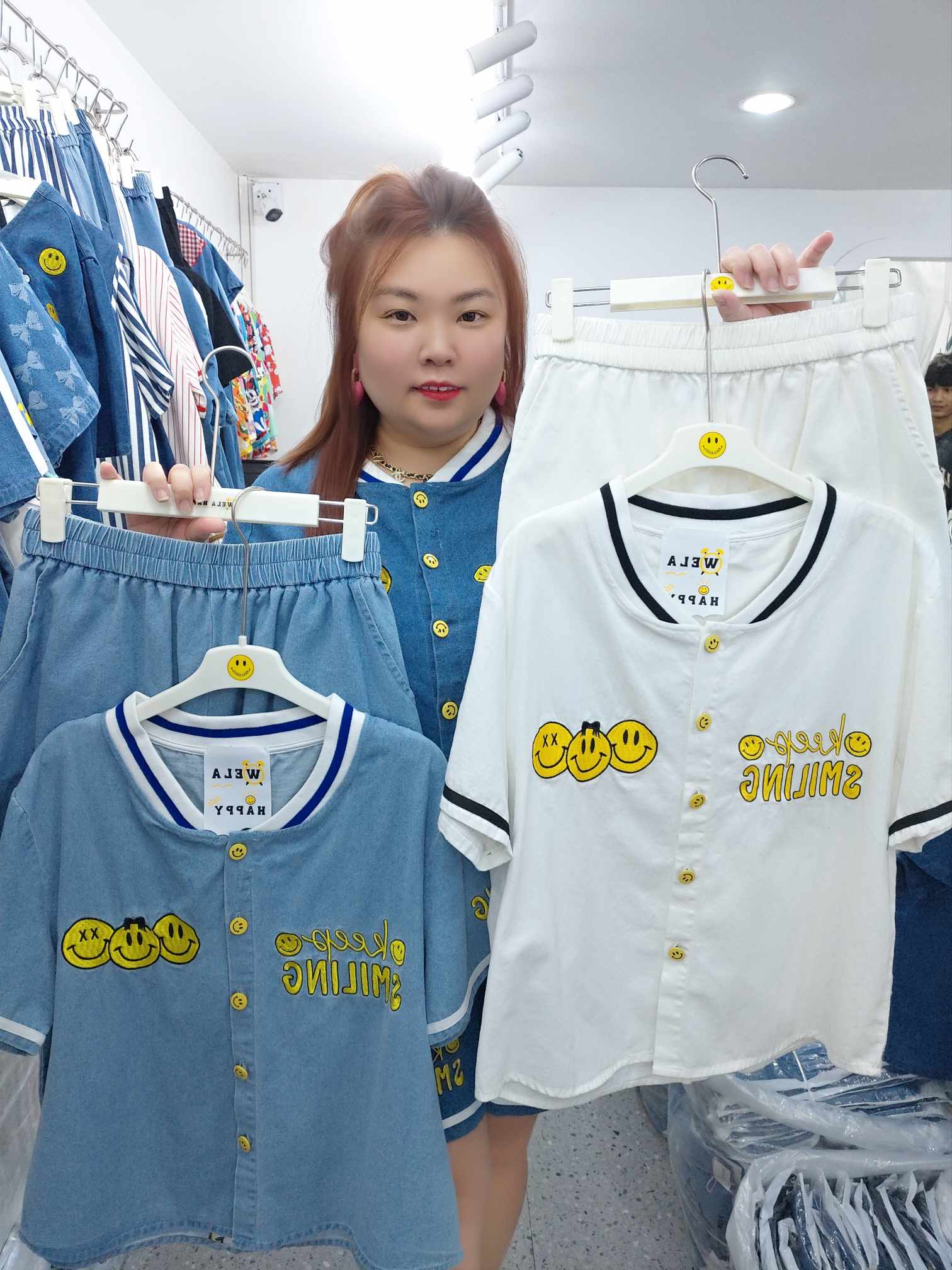 ENE02 刺绣笑脸牛仔套装