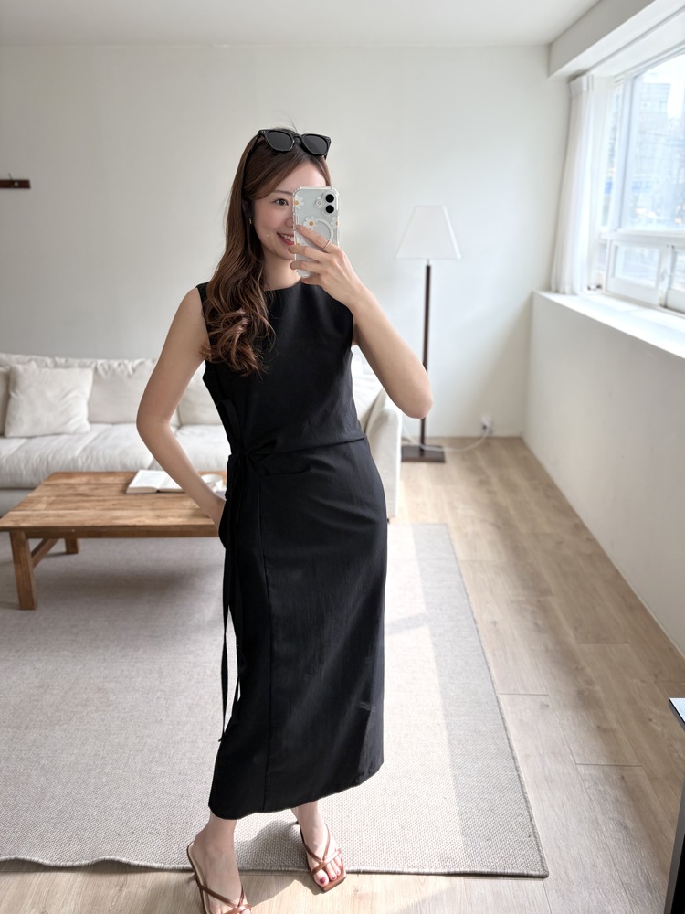Gathered Waist Tie Dress (Black)