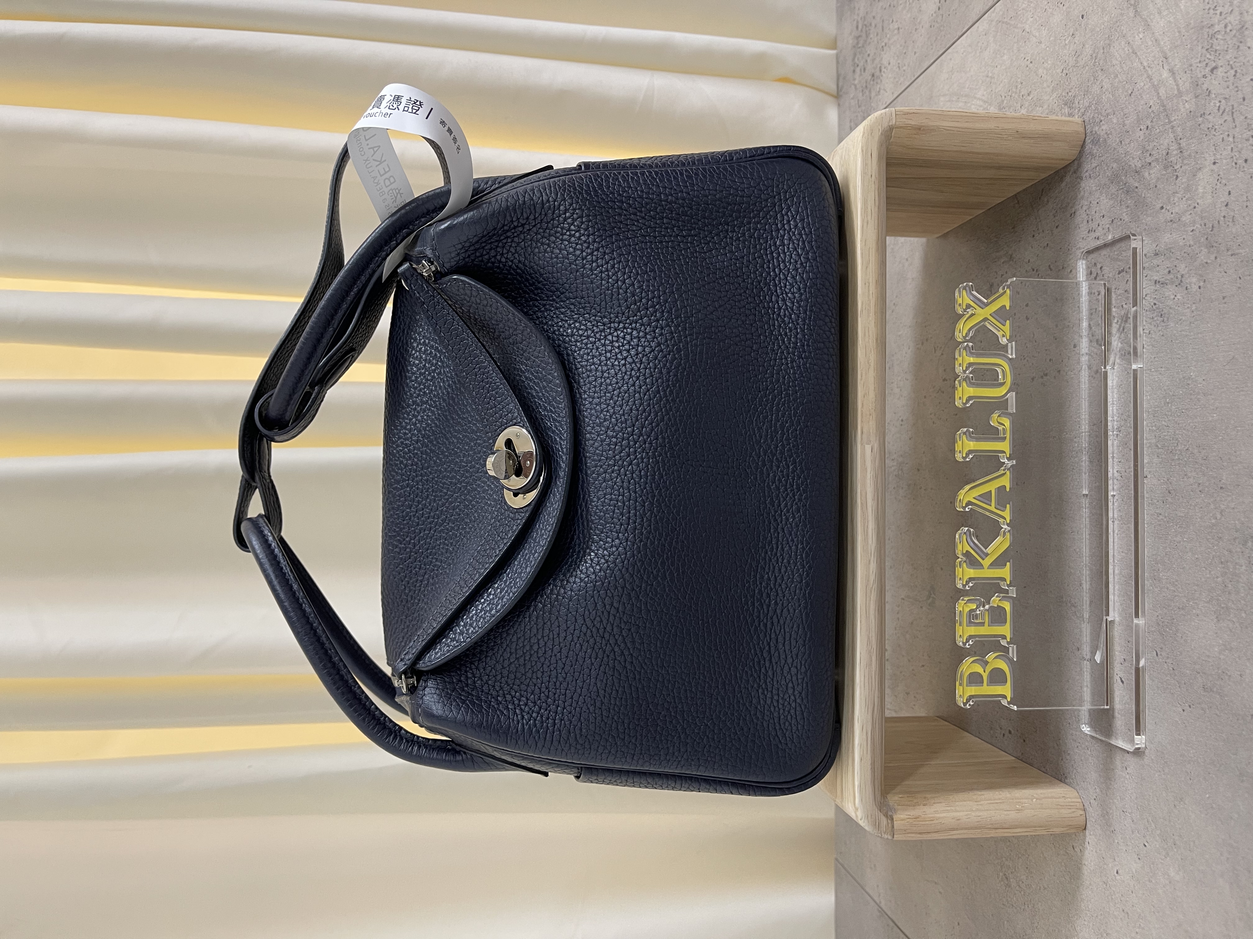 Pre-owned Hermes Lindy 26/ Stamp X/ Product Code: 26012411