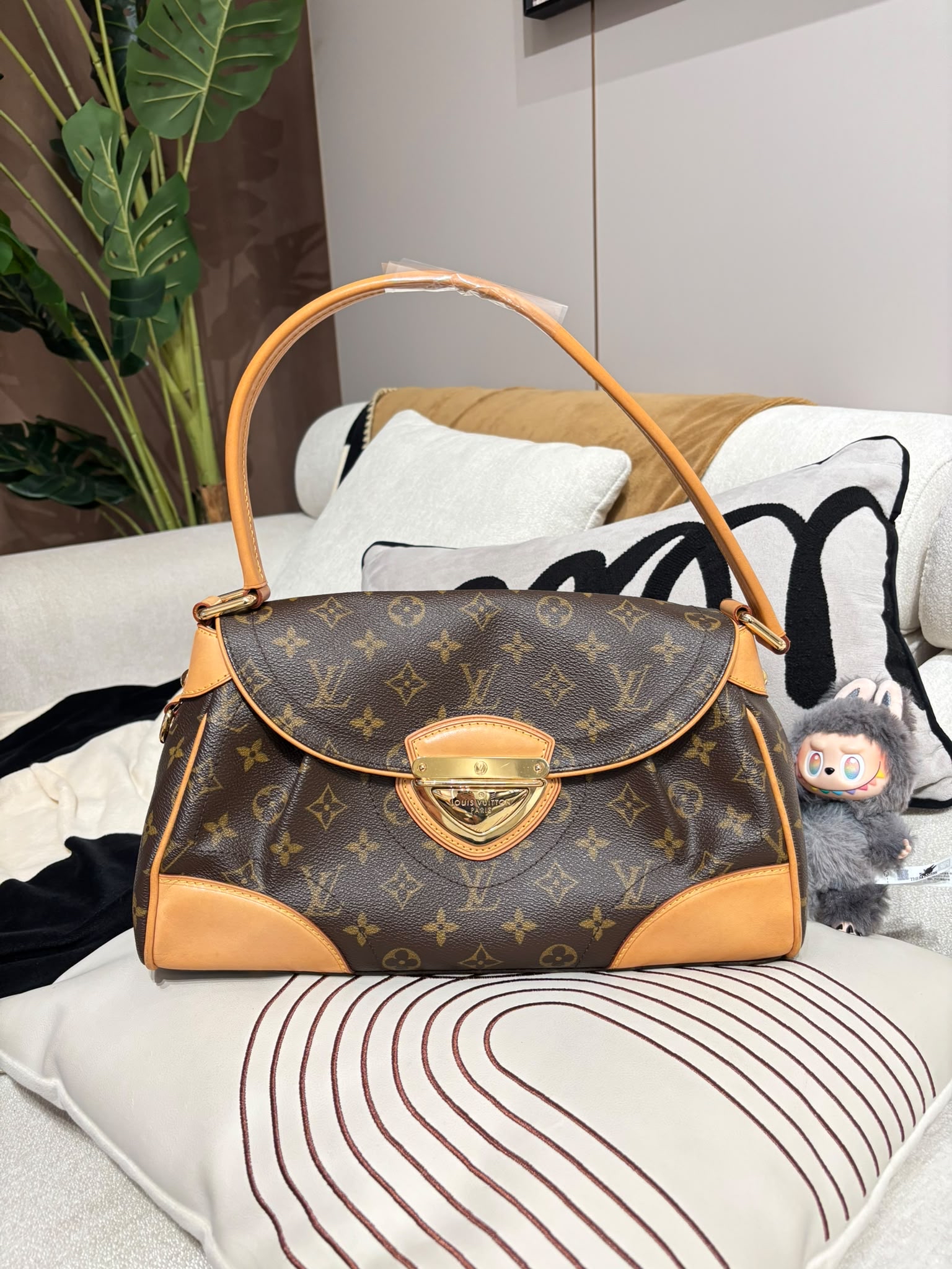LV Beverly MM Monogram M40121 Hobo Bag 100%Authentic, 98%New ✅Dust bag 