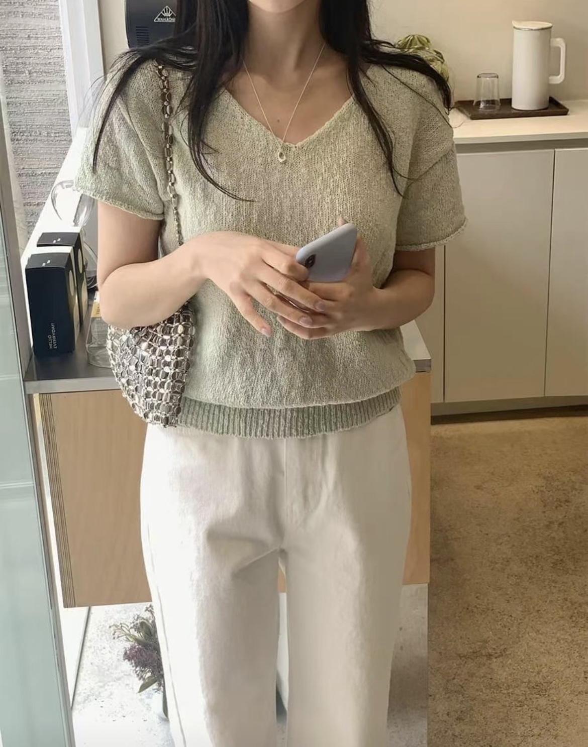 ♡ 清 新 V 領 針 織 上 衣。