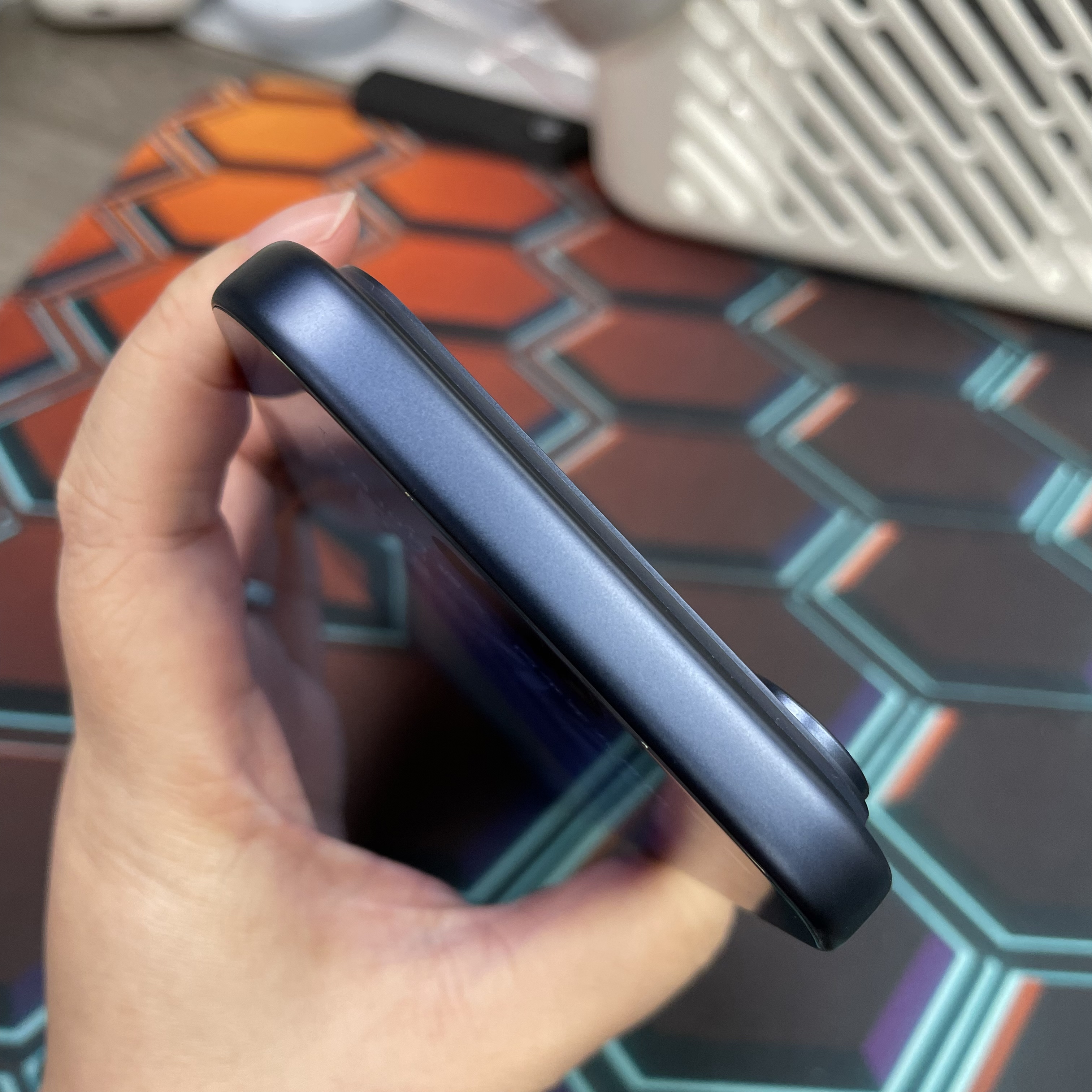 *8199 17 pro max 勁靚機 256GB 電93 藍色 blue
